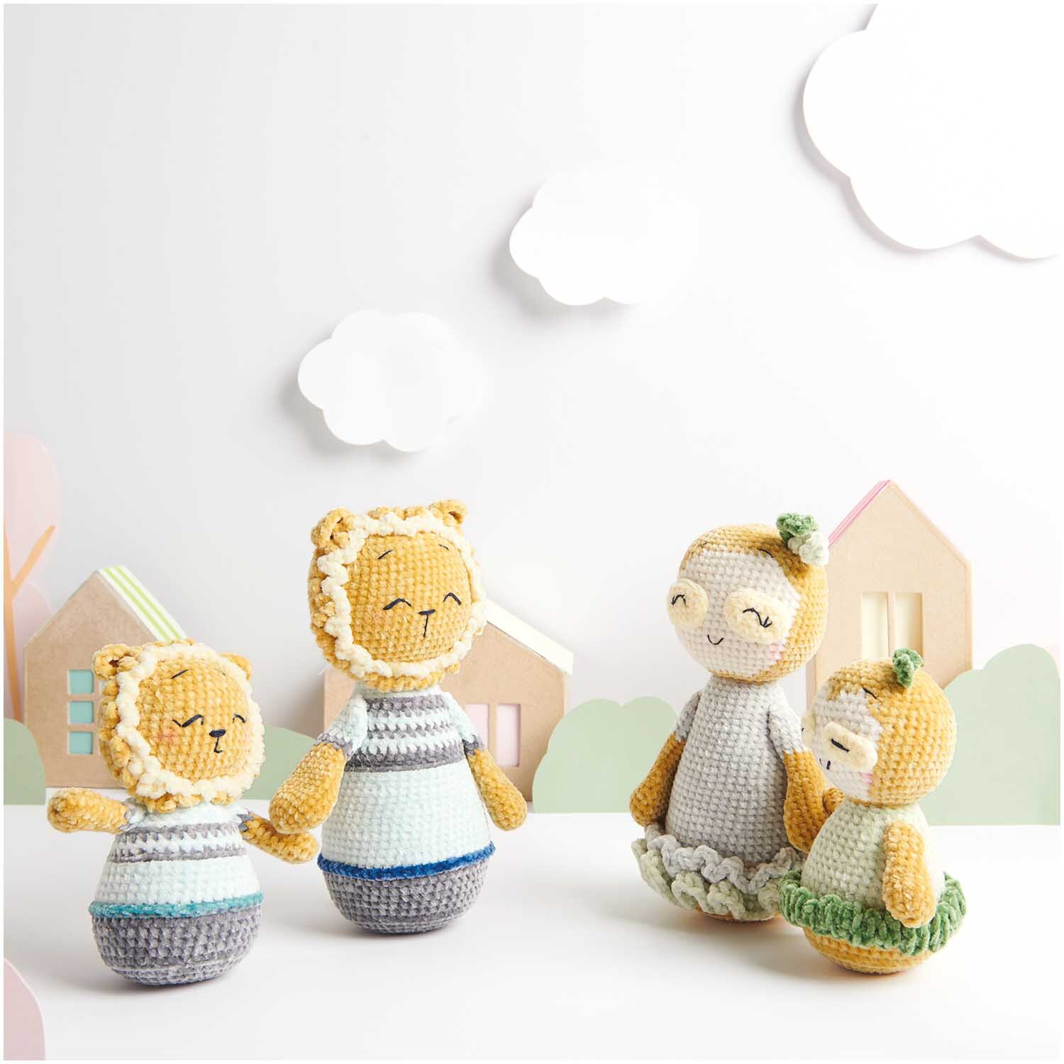 Ricorumi Nilli Nilli: Gehäkelte Tierfiguren in Gelb und anderen Farben von Rico Design, ideal für Kinderzimmer.