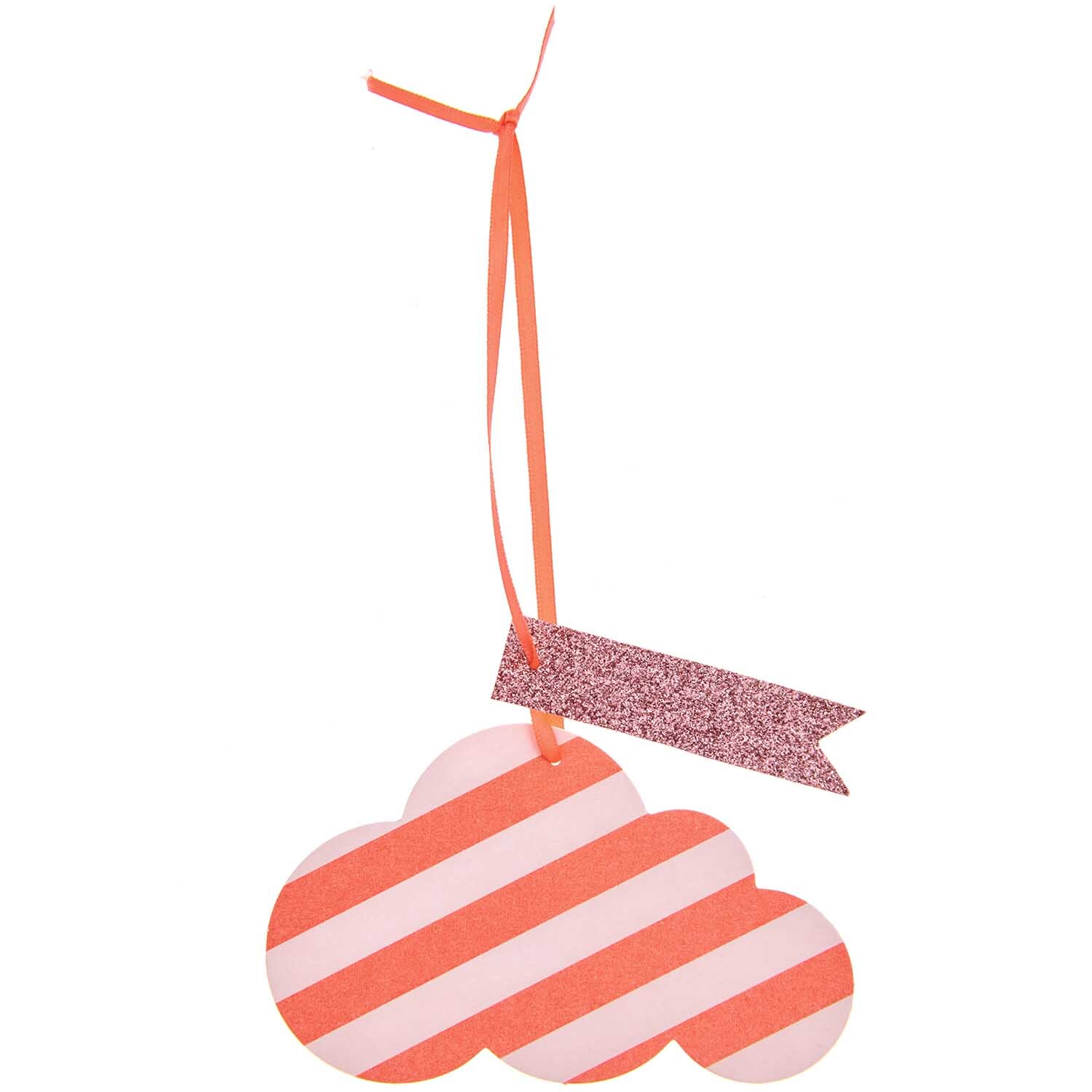 Paper Poetry Geschenkanhänger Wolken 4 Stück: Wolkenförmiger Anhänger mit rosa Streifen und Glitzerband von Rico Design.