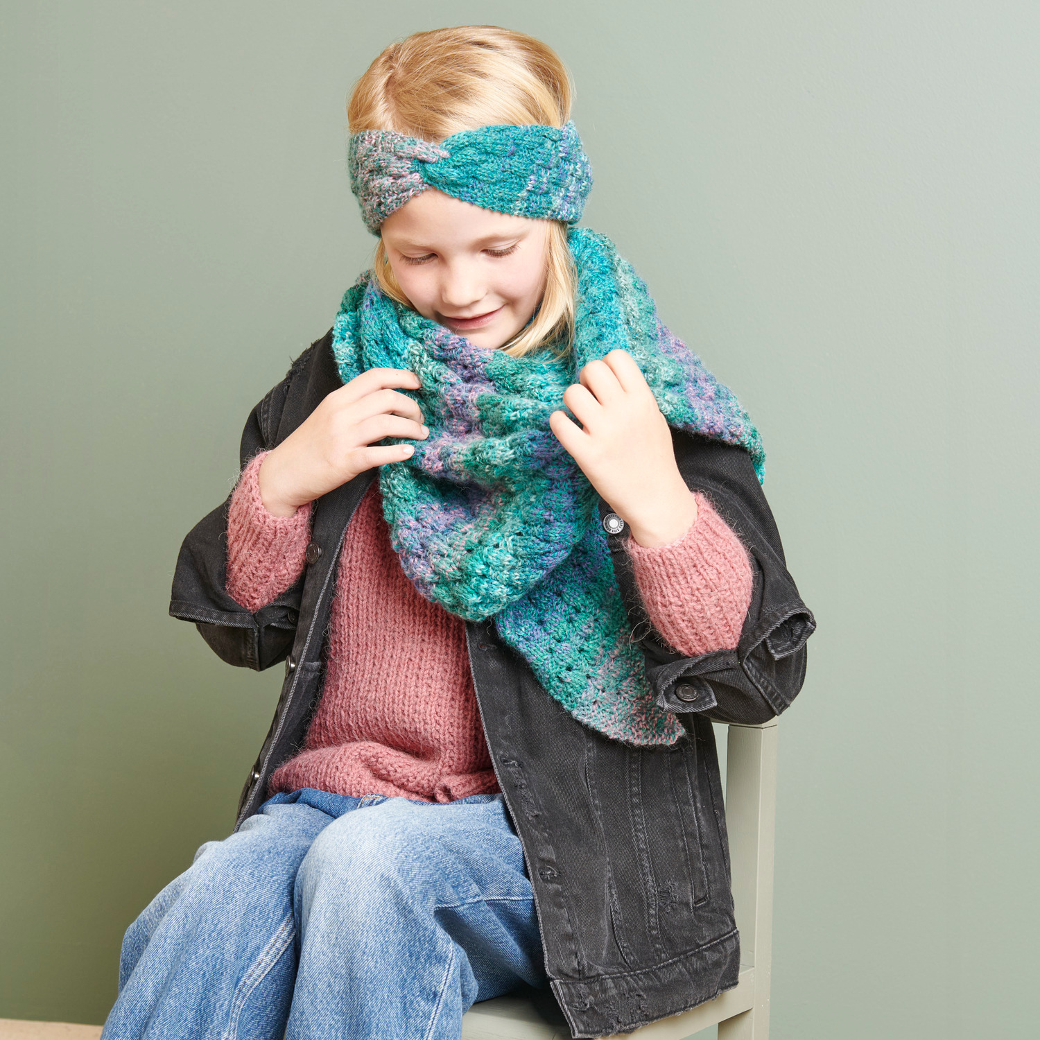 Strickset Stirnband & Dreieckstuch Modell 22 & 23 aus Rico Kids 13 von Rico Design