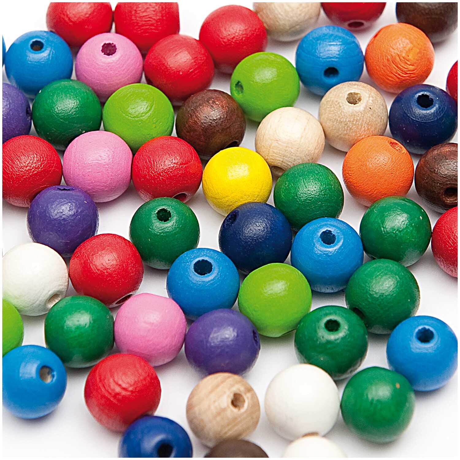 Holz-Perlen 8mm 90 Stück, bunte Perlen von Rico Design in verschiedenen Farben auf weißem Hintergrund.