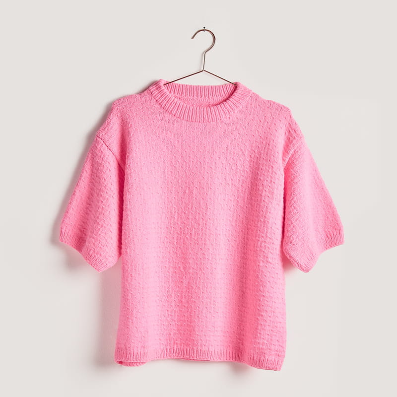Gestricktes Shirt in Pink: Modell 13b aus dem Heft Vegan Cashmere