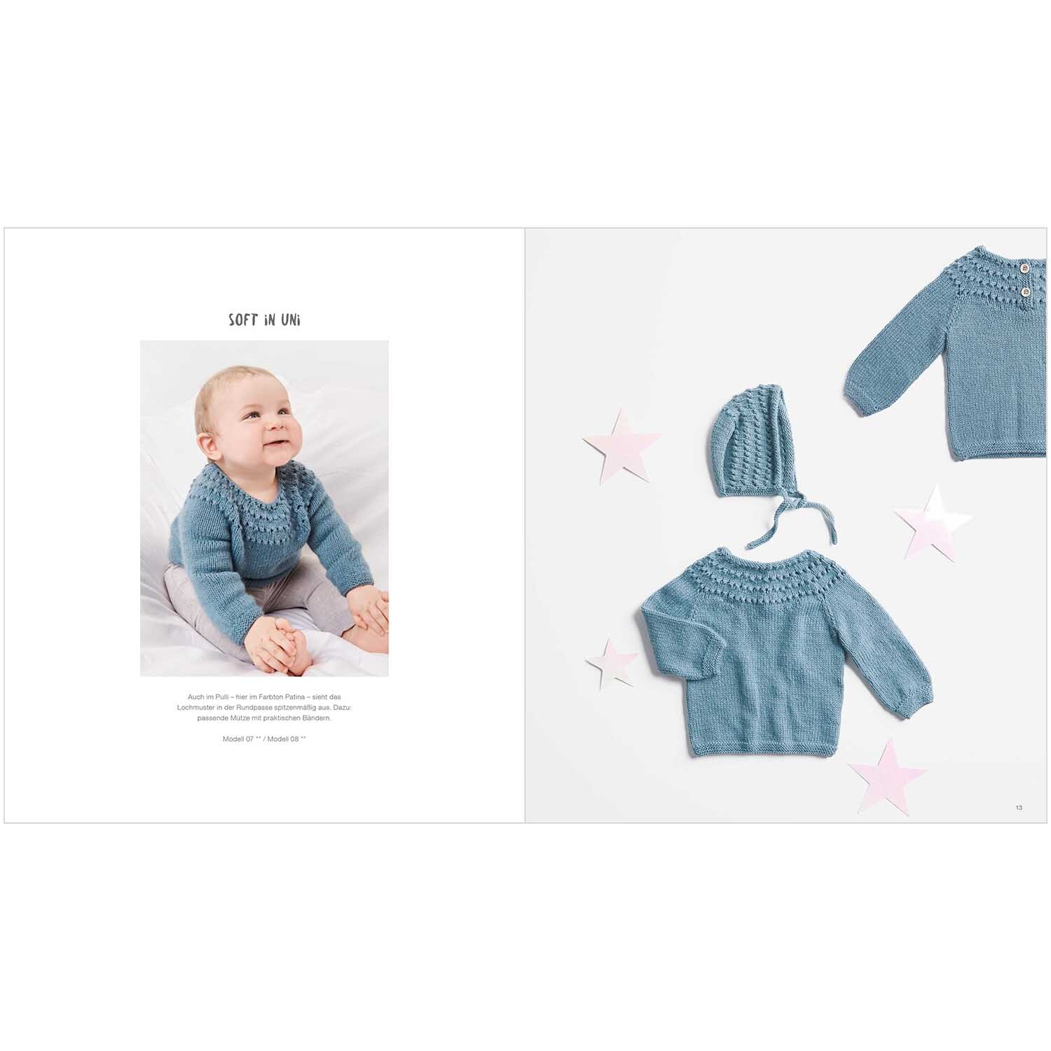 Rico Baby Heft Nr.35 zeigt ein Baby in einem blauen Strickpullover mit passender Mütze.