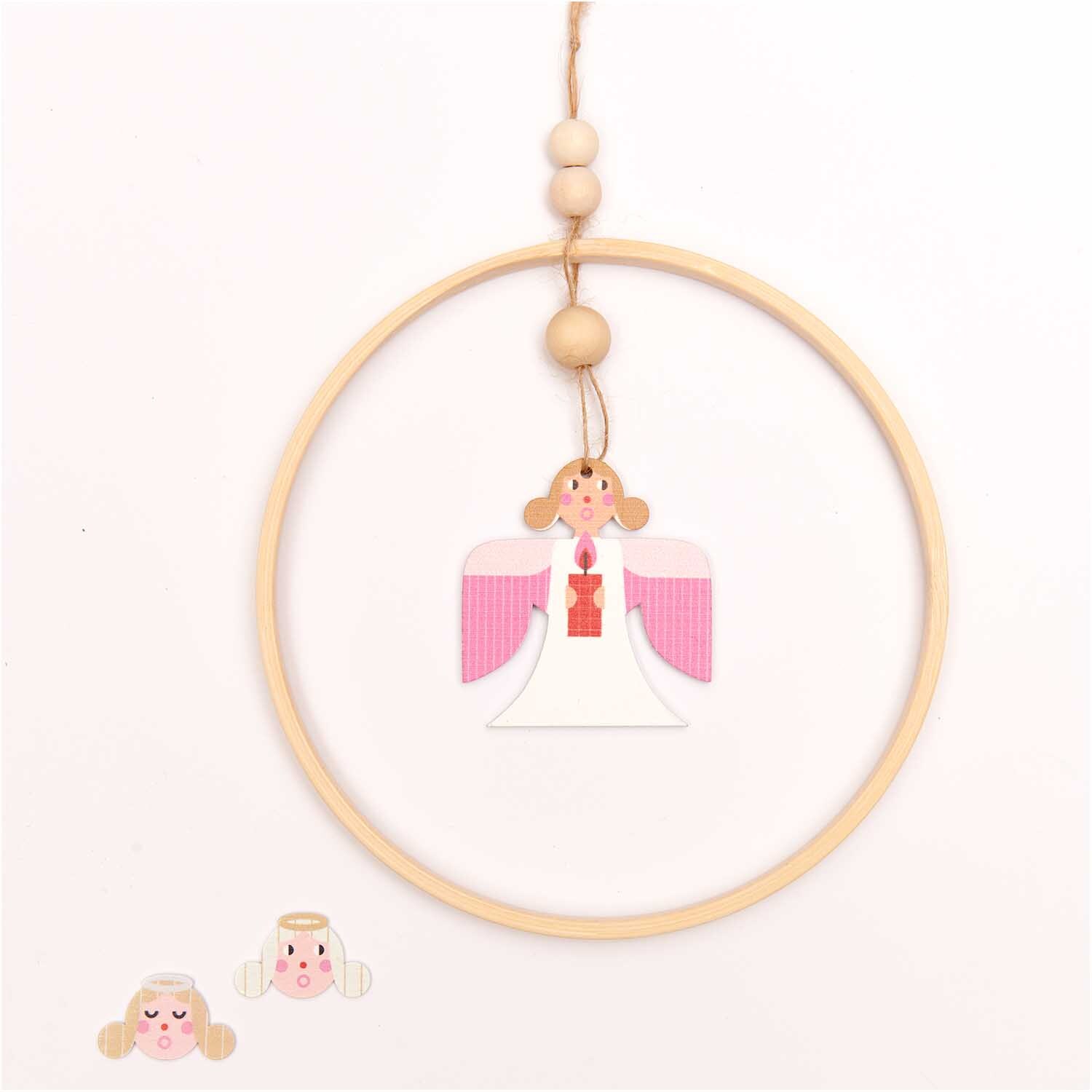 Holzhänger Engel Mix rosa-gold von Rico Design: Zwei Engel-Anhänger in einem Holzring, ideal für Dekorationen.