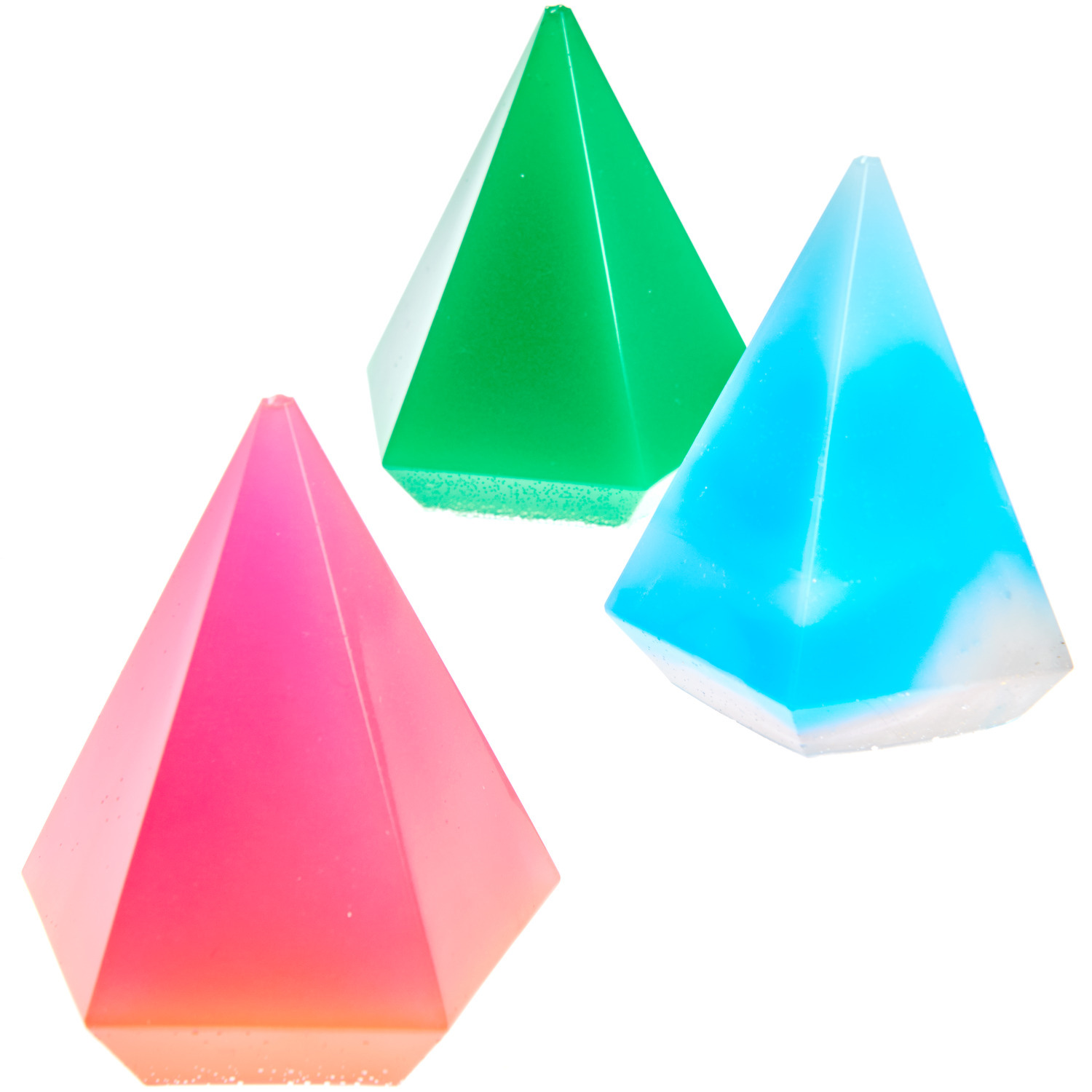Epoxidharz transparent: Drei pyramidenförmige Harze in Neon Pink, Grün und Blau von Rico Design. Ideal für kreative Projekte.