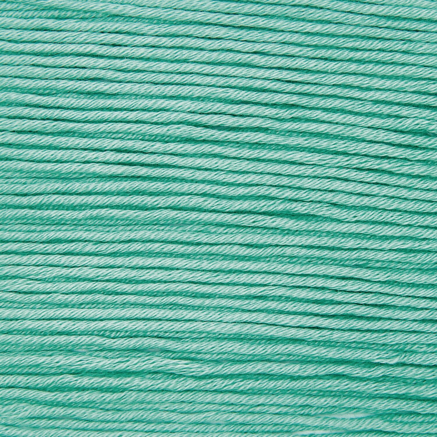 Wickelkarte des Garns Essentials Cotton dk in der Farbe 116 Mint.