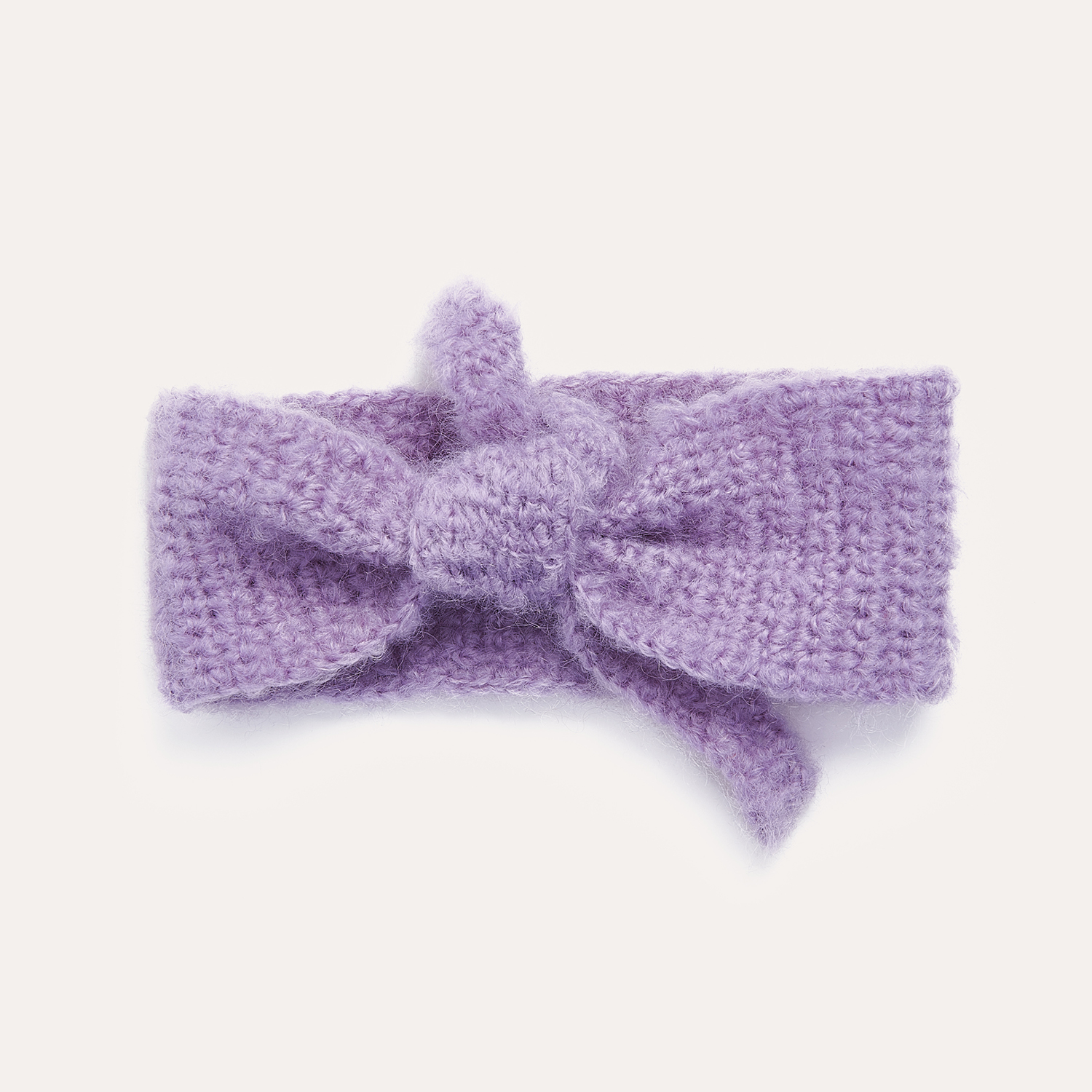 Gehäkeltes Stirnband in Lila: Modell 02 aus dem Heft Winter Crochet Collection