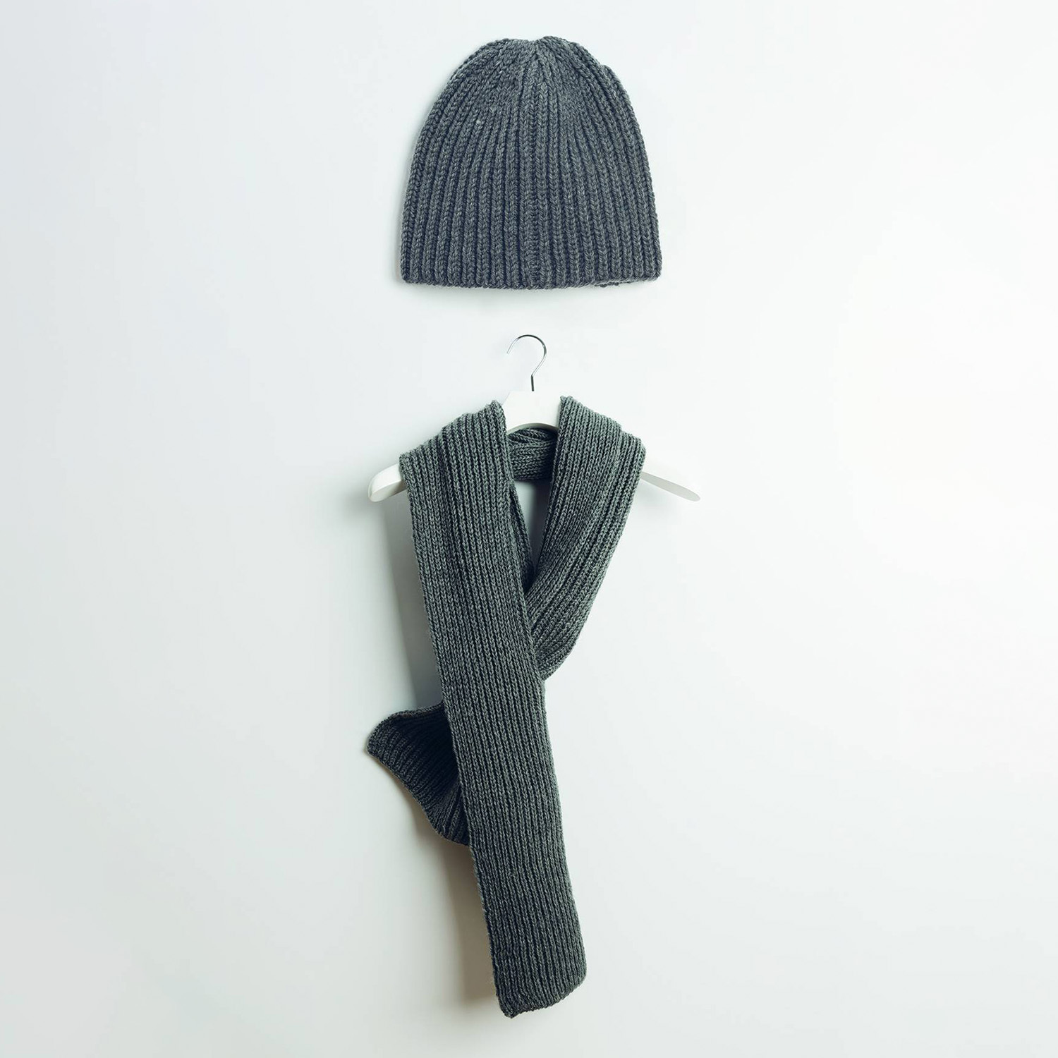 Strickanleitung Mütze und Schal aus Essentials Soft Merino aran von Rico Design