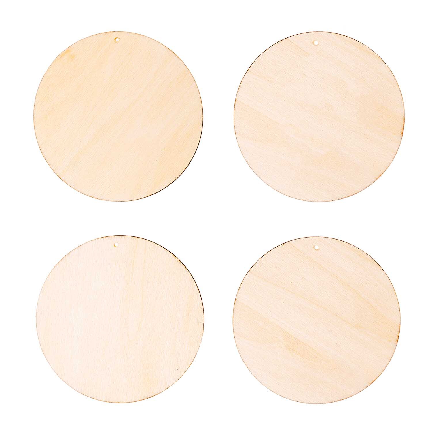 Holzdekoanhänger-Set Kreis 7,5cm, 4-teilig, von Rico Design. Runde, beige Anhänger aus Holz. Ideal für kreative Dekorationen.