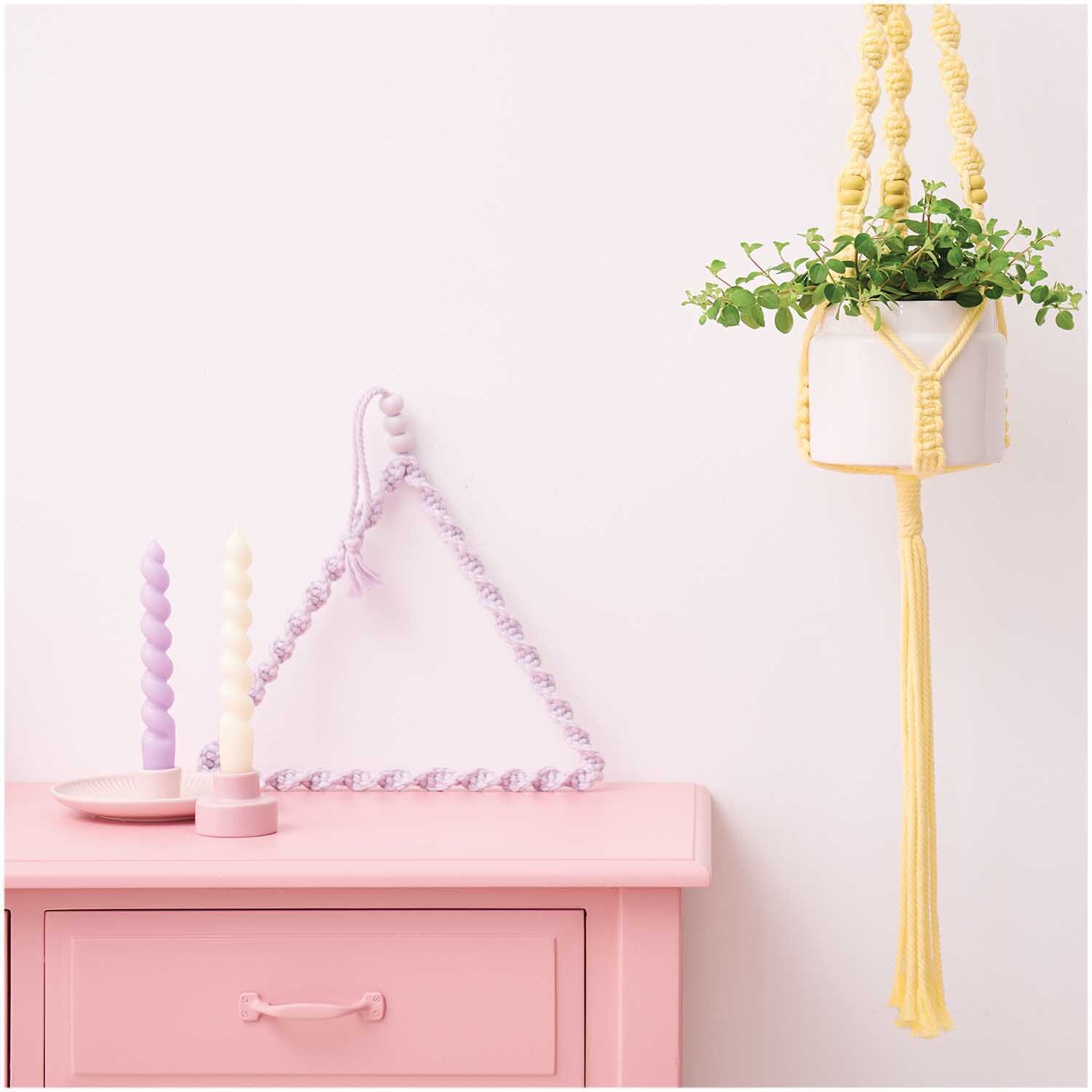 Makramee Set umknotetes Dreieck aus Rico Macrame  von Rico Design