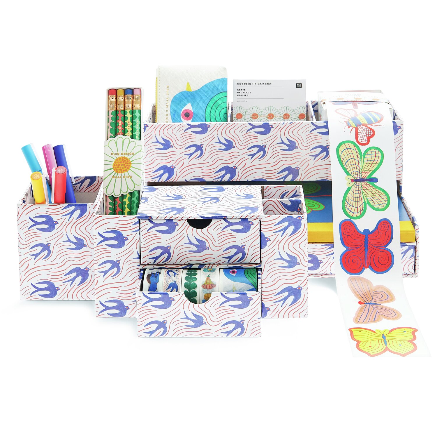 Office Box Midsommar Magic Schwalben: Bunte Aufbewahrungsbox mit Schwalbenmuster, ideal für Stifte und Notizen. Maße: 26x12,9x14,9cm.