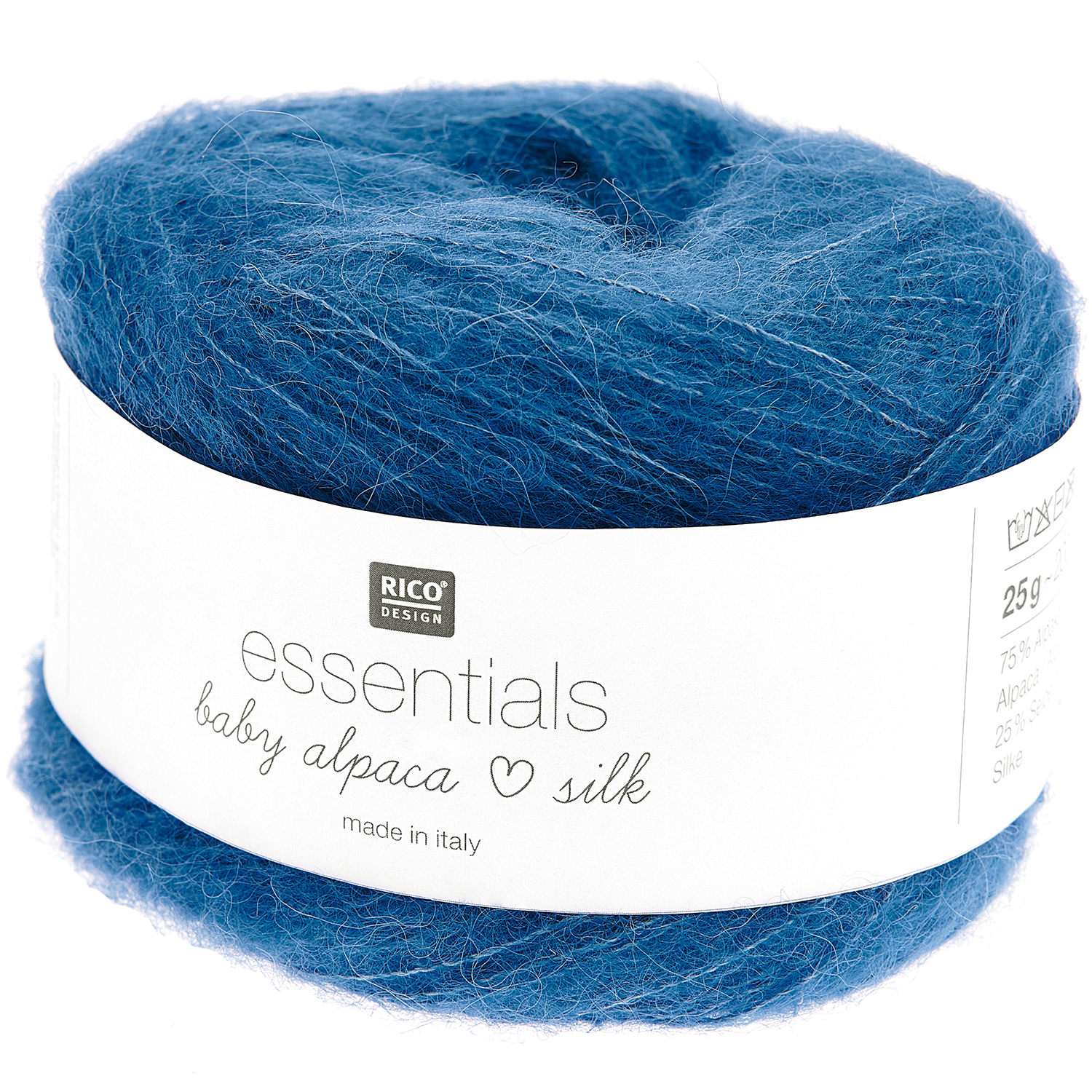 Essentials Baby Alpaca Loves Silk Strickset zeigt weiches, blaues Garn von Rico Design. Ideal für elegante Strickprojekte.