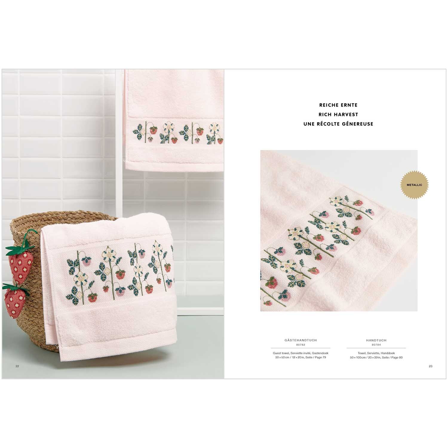 Stickbuch Just Bees + Fruits + Flowers Nr. 181 zeigt bestickte Handtücher mit Blumen- und Fruchtmotiven von Rico Design.