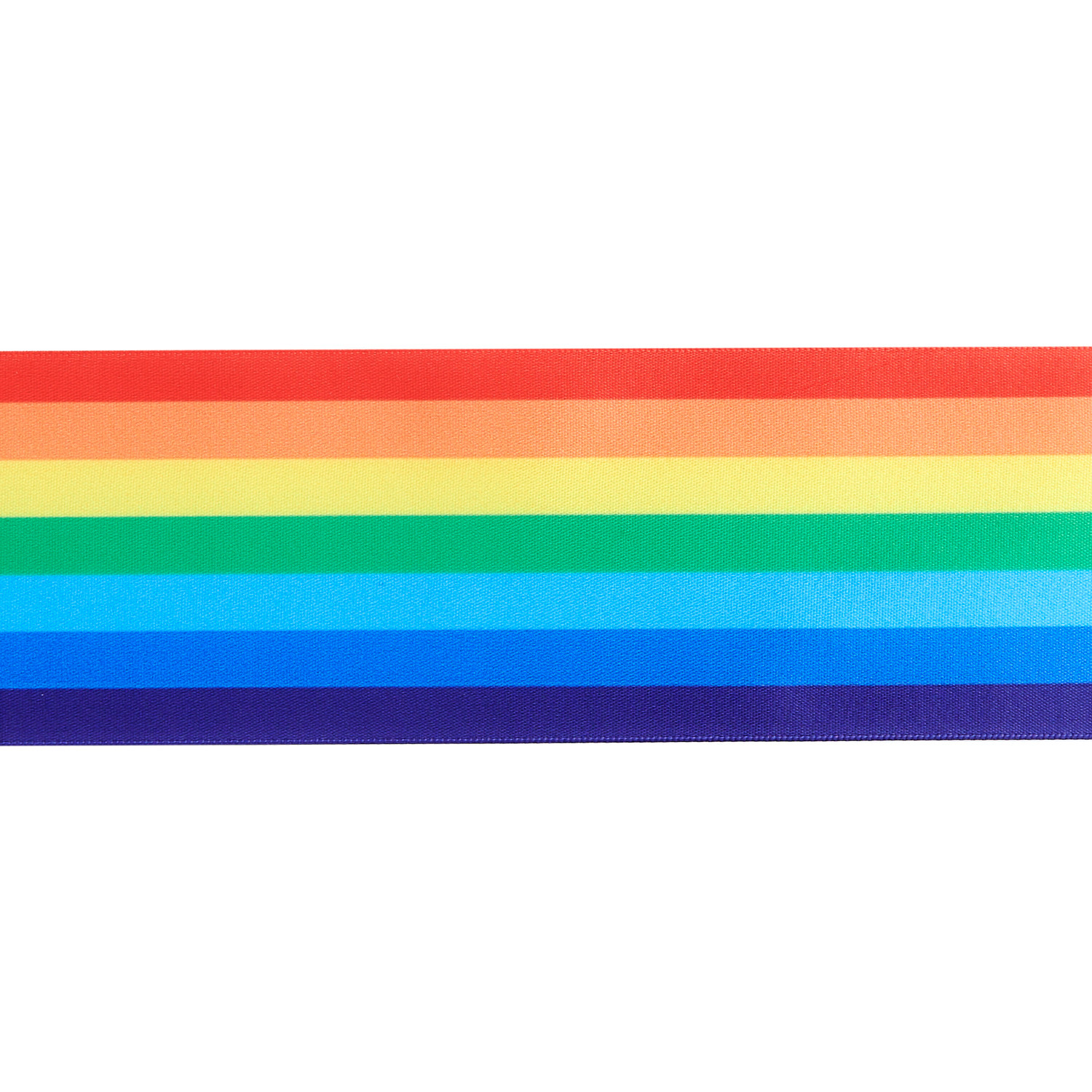 Dekoband Regenbogen 6cm 3m von Rico Design zeigt ein mehrfarbiges Streifenmuster in Regenbogenfarben.