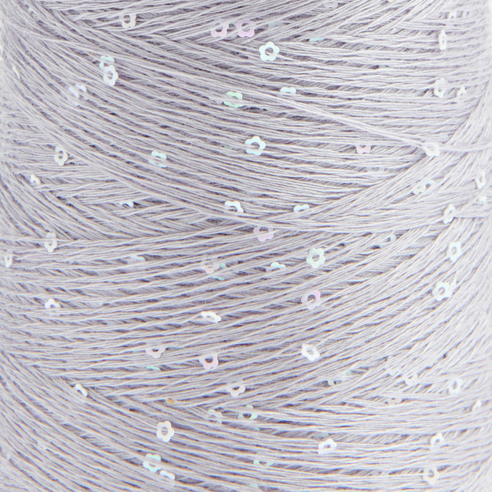 Creative Make It Blümchen: Fliederfarbenes Garn von Rico Design mit zarten Blümchen, 25g 375m. Ideal für kreative Strickprojekte.