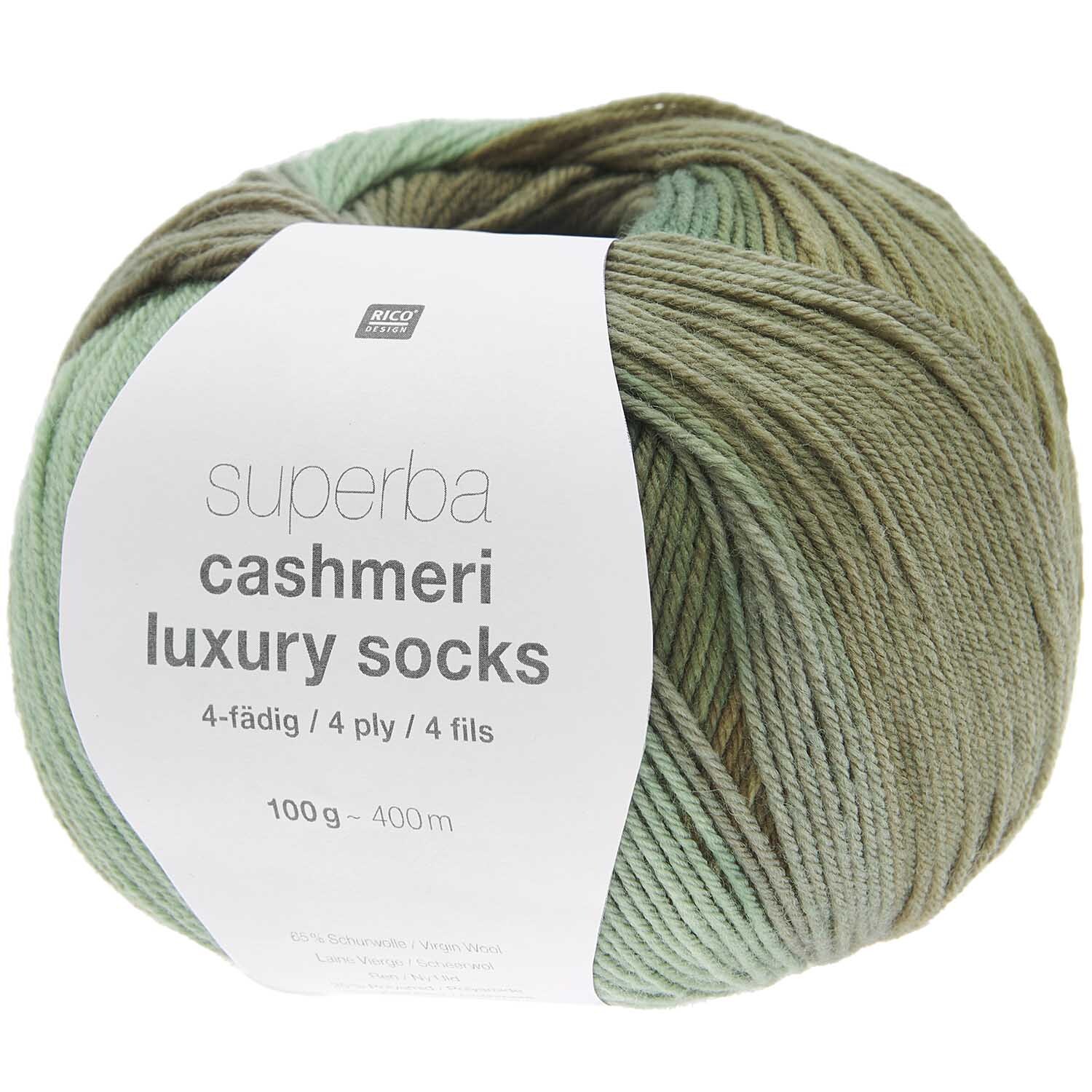 Superba Cashmeri Luxury Socks: Weiches Garn in Oliv Dégradé von Rico Design, ideal für hochwertige Strickprojekte.