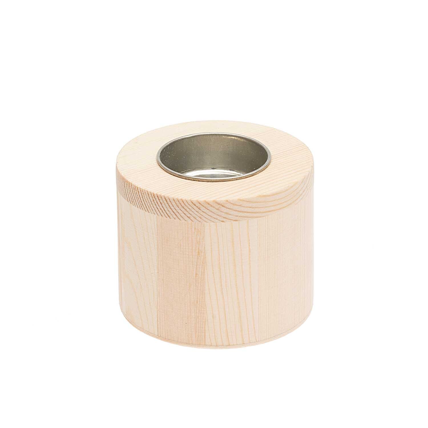 Kerzenhalter aus Holz rund von Rico Design, naturbelassen, mit schlichtem, modernem Design. Ideal für stilvolle Dekorationen.