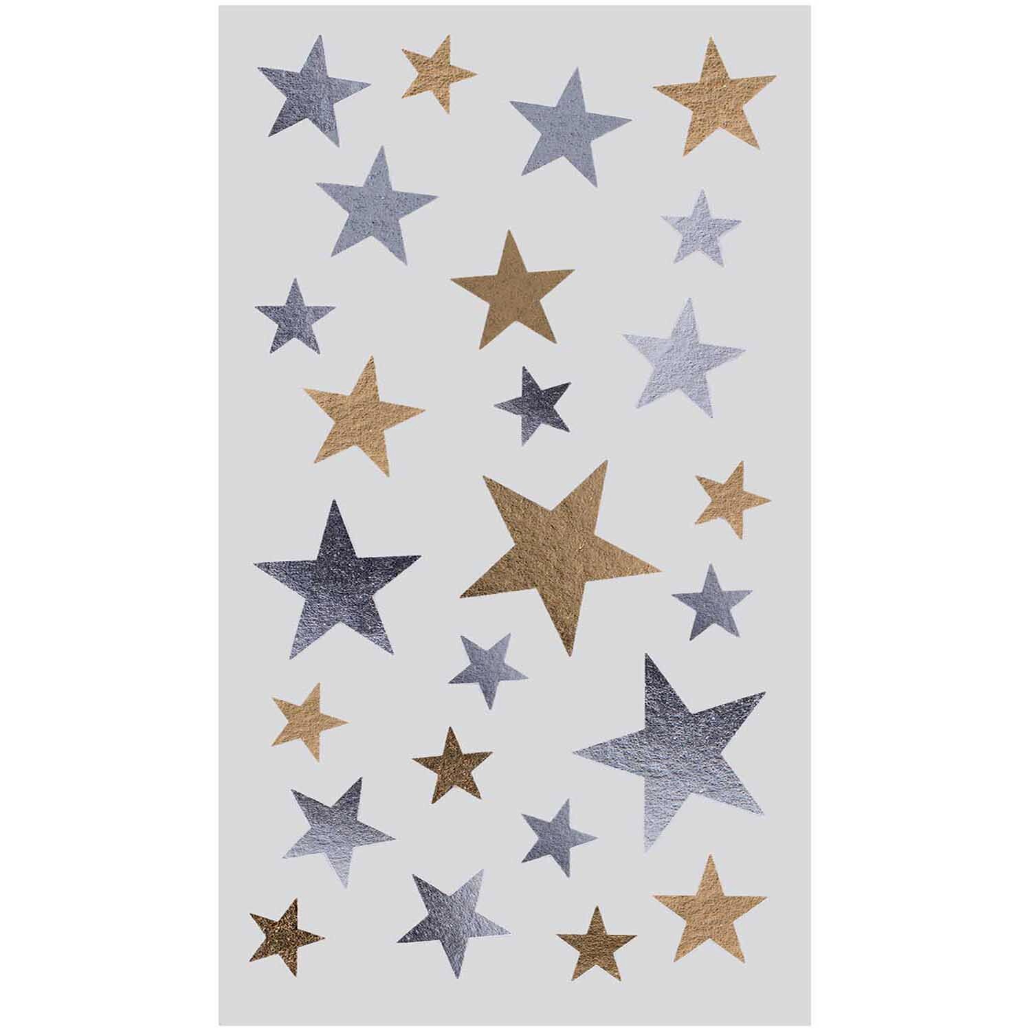 Paper Poetry Sticker Sterne Mix gold-silber zeigt goldene und silberne Sterne in verschiedenen Größen auf vier Bögen. Ideal für kreative Projekte.