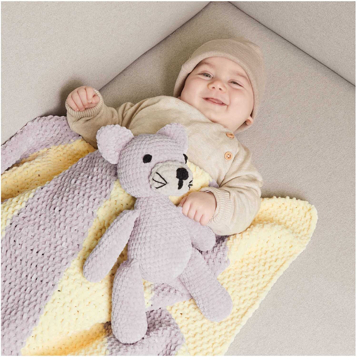 Strickset Decke Modell 01 aus Baby Chenillove von Rico Design