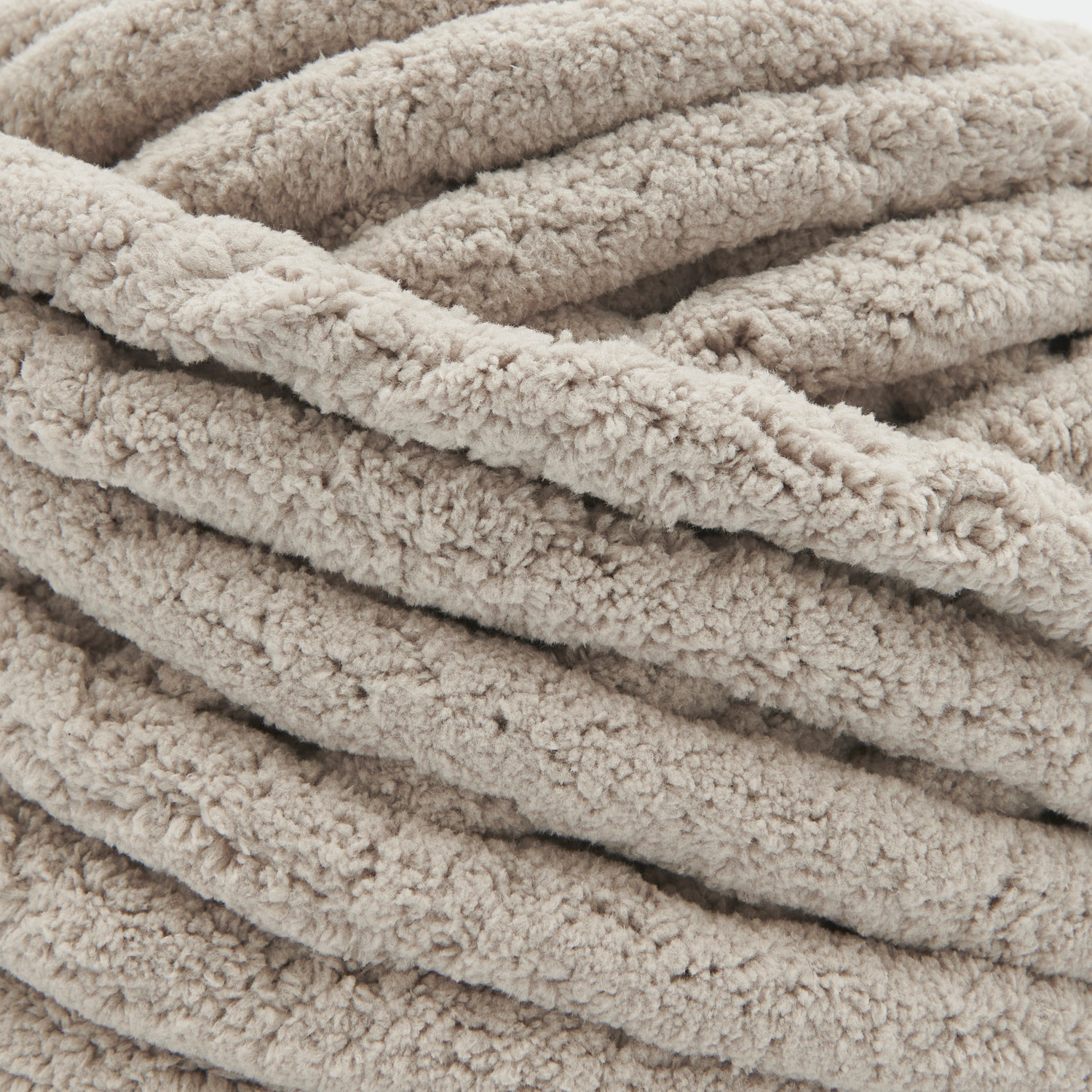 Chenillove Super Big, weiches Garn in Naturfarbe, ideal für Strickprojekte, 300g, 36m.