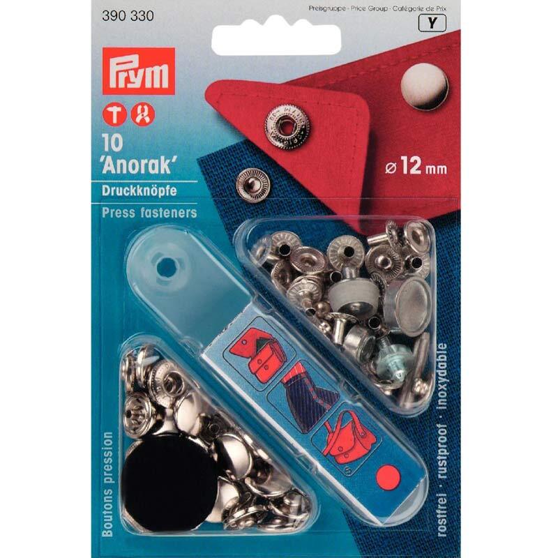 Druckknöpfe Anorak, 12mm, 10 Stück in silber von Prym. Verpackung zeigt silberne Druckknöpfe und rotes Stoffmuster.