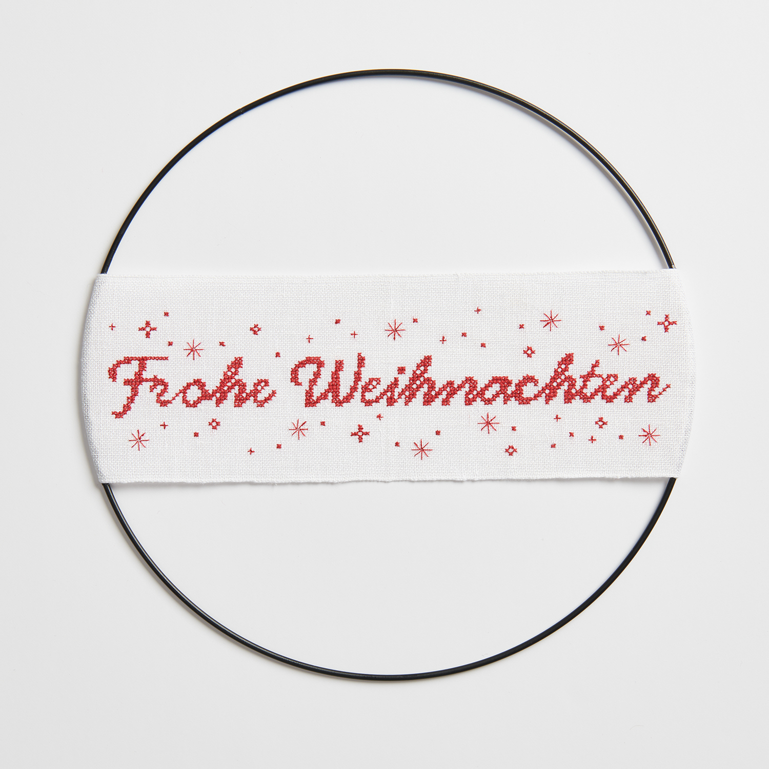 Stickanleitung Frohe Weihnachten Wanddeko von Rico Design