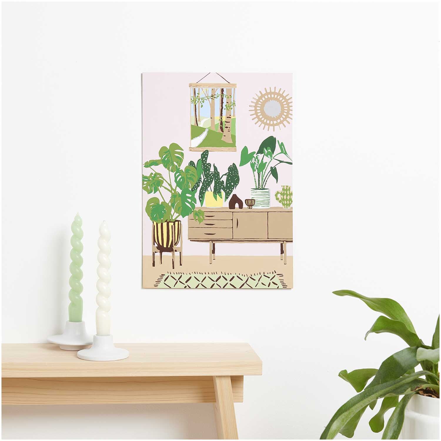 Rico Design Malen nach Zahlen Urban Jungle zeigt ein stilvolles Wohnzimmer mit Pflanzen und Dekor.
