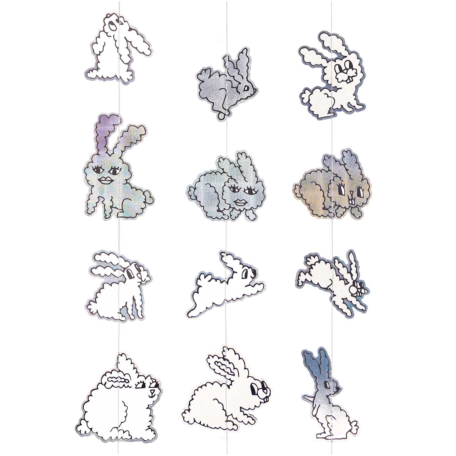 Paper Poetry genähte Girlande Hasen von Rico Design zeigt bunte Hasenfiguren auf einer 2,3m langen Schnur. Ideal für frühlingshafte Dekorationen.