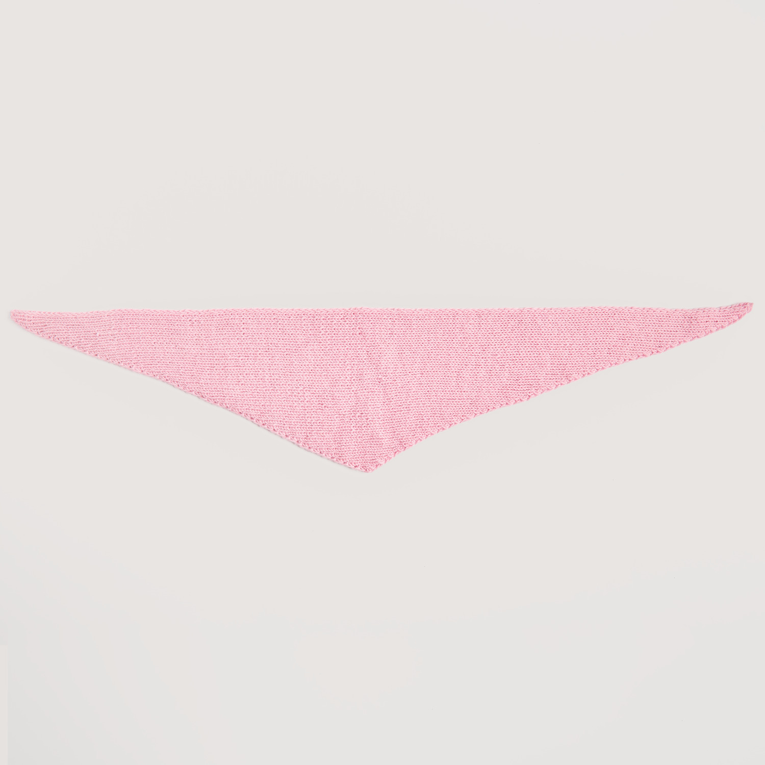Vegan Cashmere Special: Dreieckstuch in Rosa von Rico Design, gestrickt aus veganem Kaschmir.