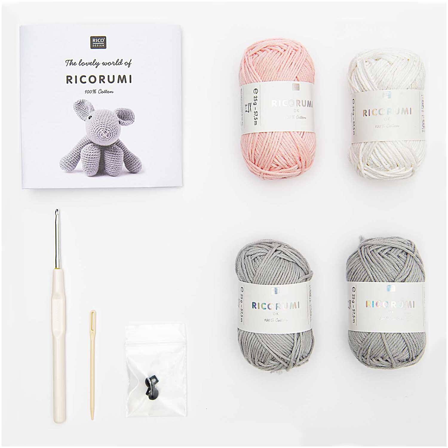 Häkelset Ricorumi Puppies Hase mit Garn in Rosa, Weiß und Grau, Häkelnadel und Anleitung von Rico Design. Ideal für kreative Handarbeiten.