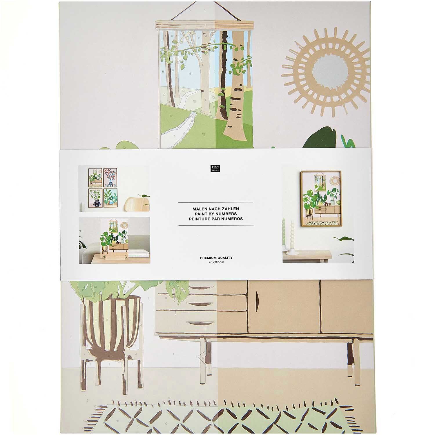 Rico Design Malen nach Zahlen Urban Jungle zeigt ein stilvolles Wohnzimmer mit Pflanzenmotiv.