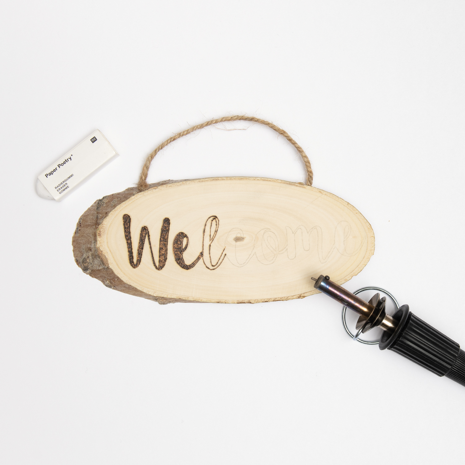 Anleitung Holzdeko mit Brandmalerei verzieren von Rico Design