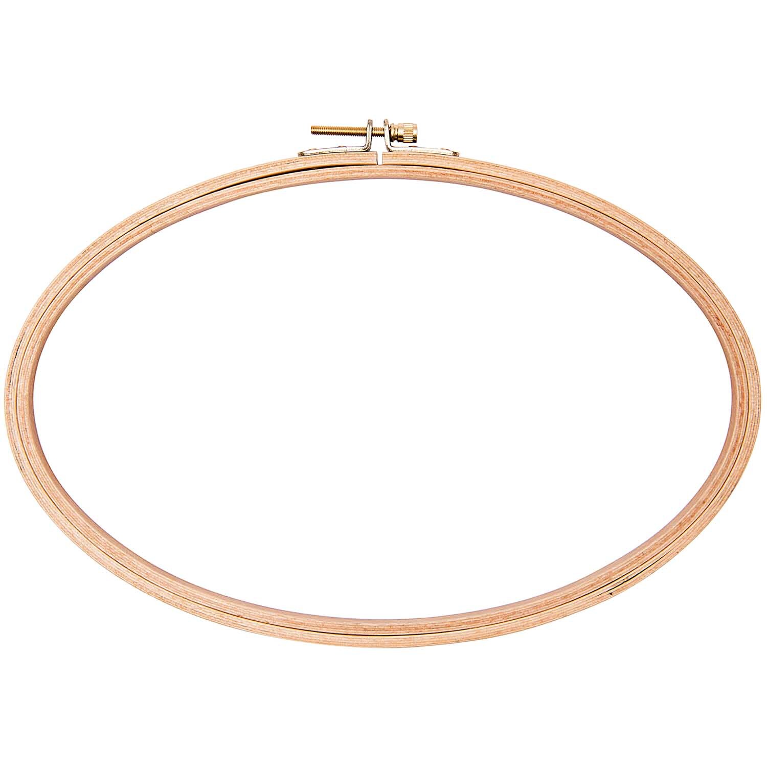 Stickring oval 19,5x29,7cm von Rico Design in natürlichem Holzton, ideal für Stickprojekte.
