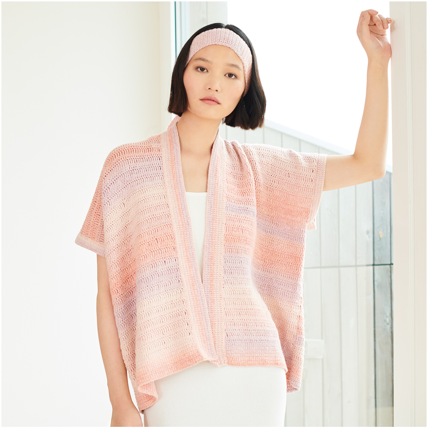Häkelset Weste Modell 06 aus Lovewool Nr. 18 von Rico Design