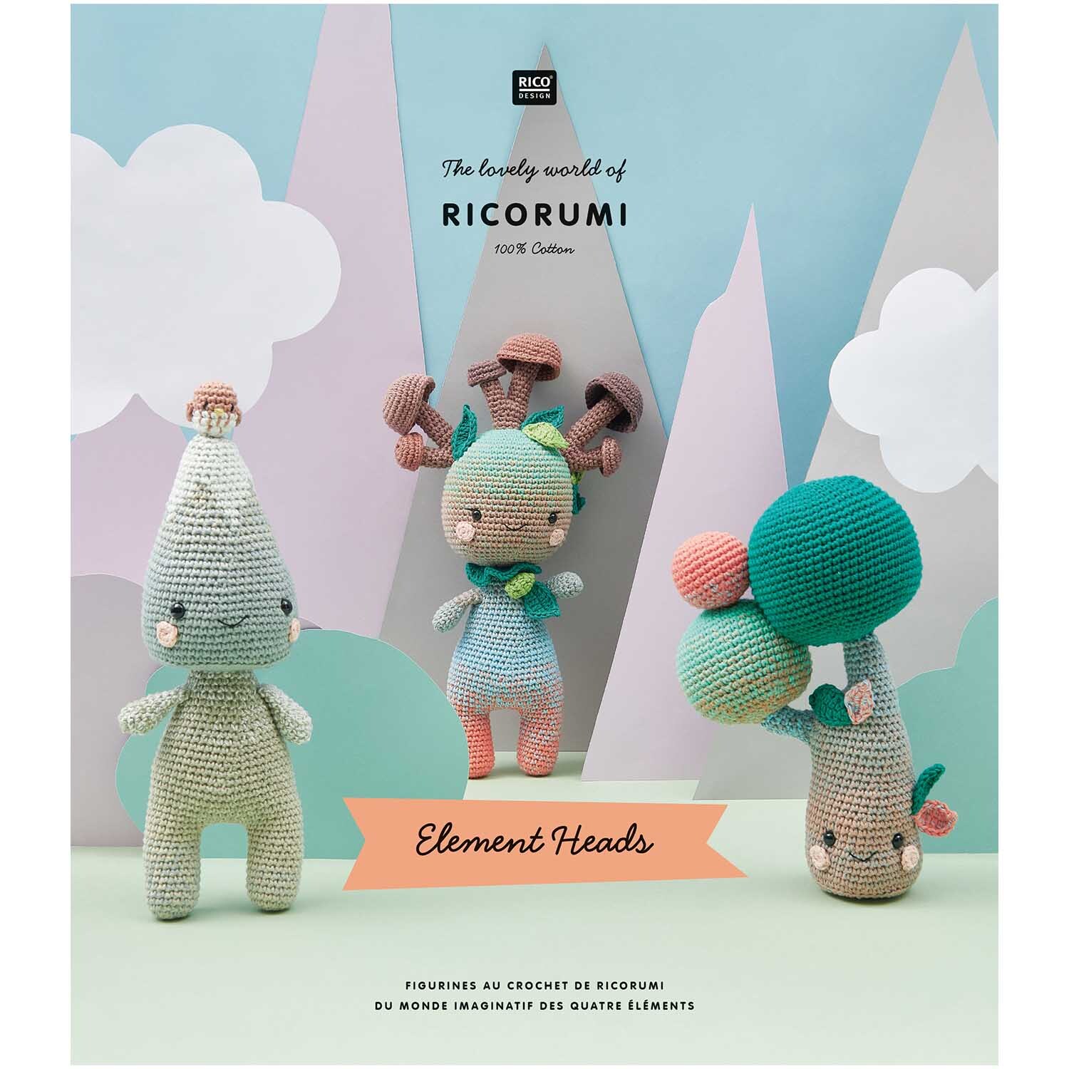 Ricorumi Element Heads französisch: Drei gehäkelte Figuren in Pastellfarben vor einem blauen Hintergrund.