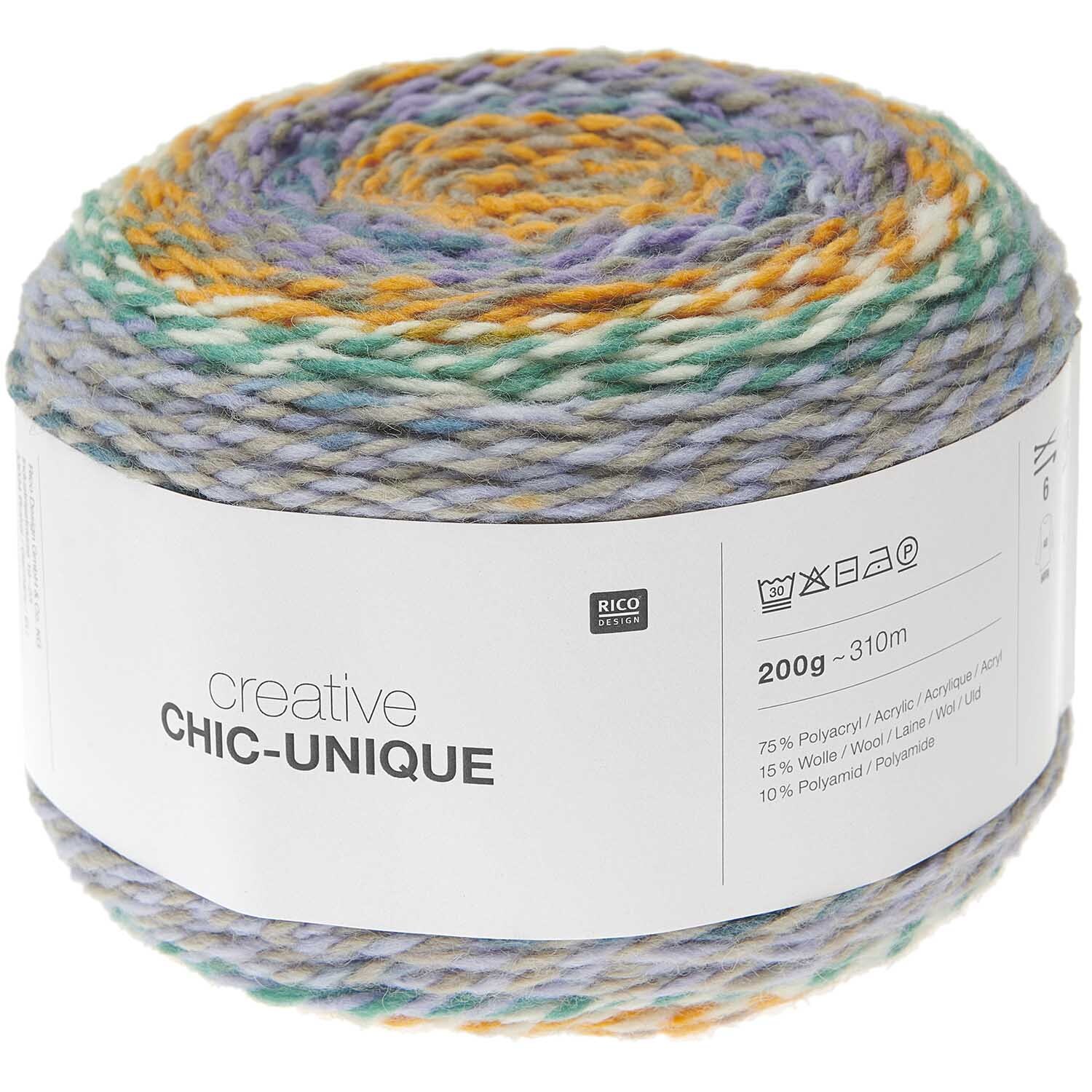 Creative Chic-Unique Strickset Decke Modell 5 von Rico Design, bunte Wolle in Lila, Grün und Orange, 200g 310m, ideal für stilvolle Strickprojekte.
