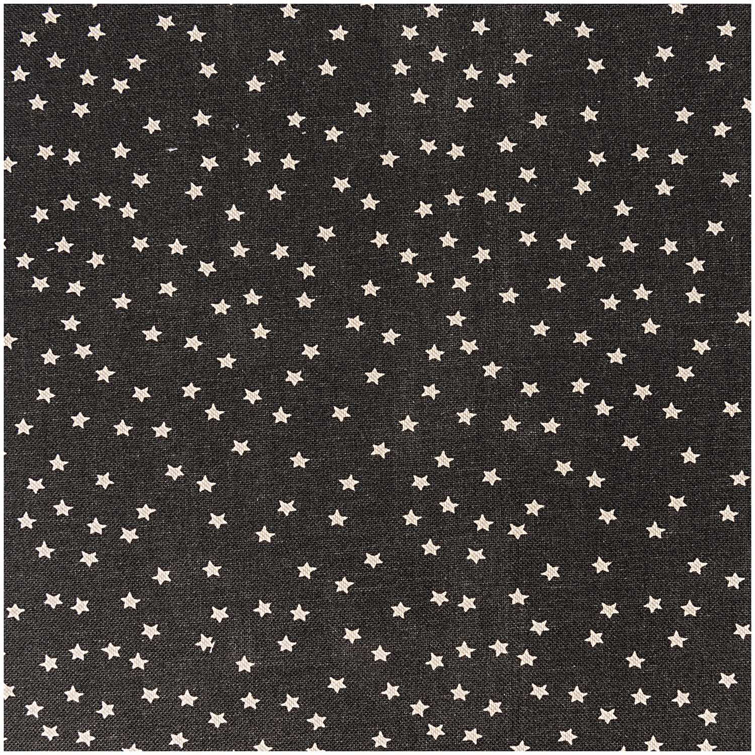 Stoff Sterne schwarz-natur 140cm von Rico Design zeigt ein Muster aus kleinen, naturfarbenen Sternen auf schwarzem Hintergrund. Ideal für kreative Projekte.
