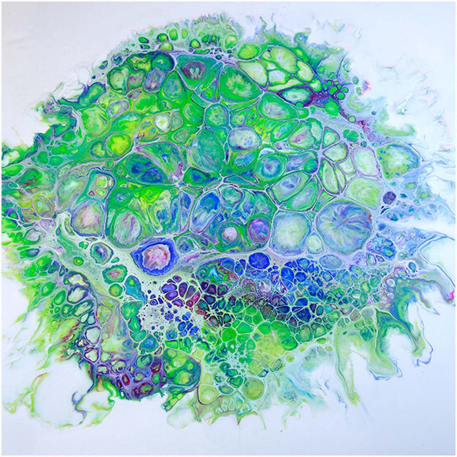 Acrylic Pouring: Lebendiges Kunstwerk mit grünen und blauen Zellenstrukturen, inspiriert von TOPP.