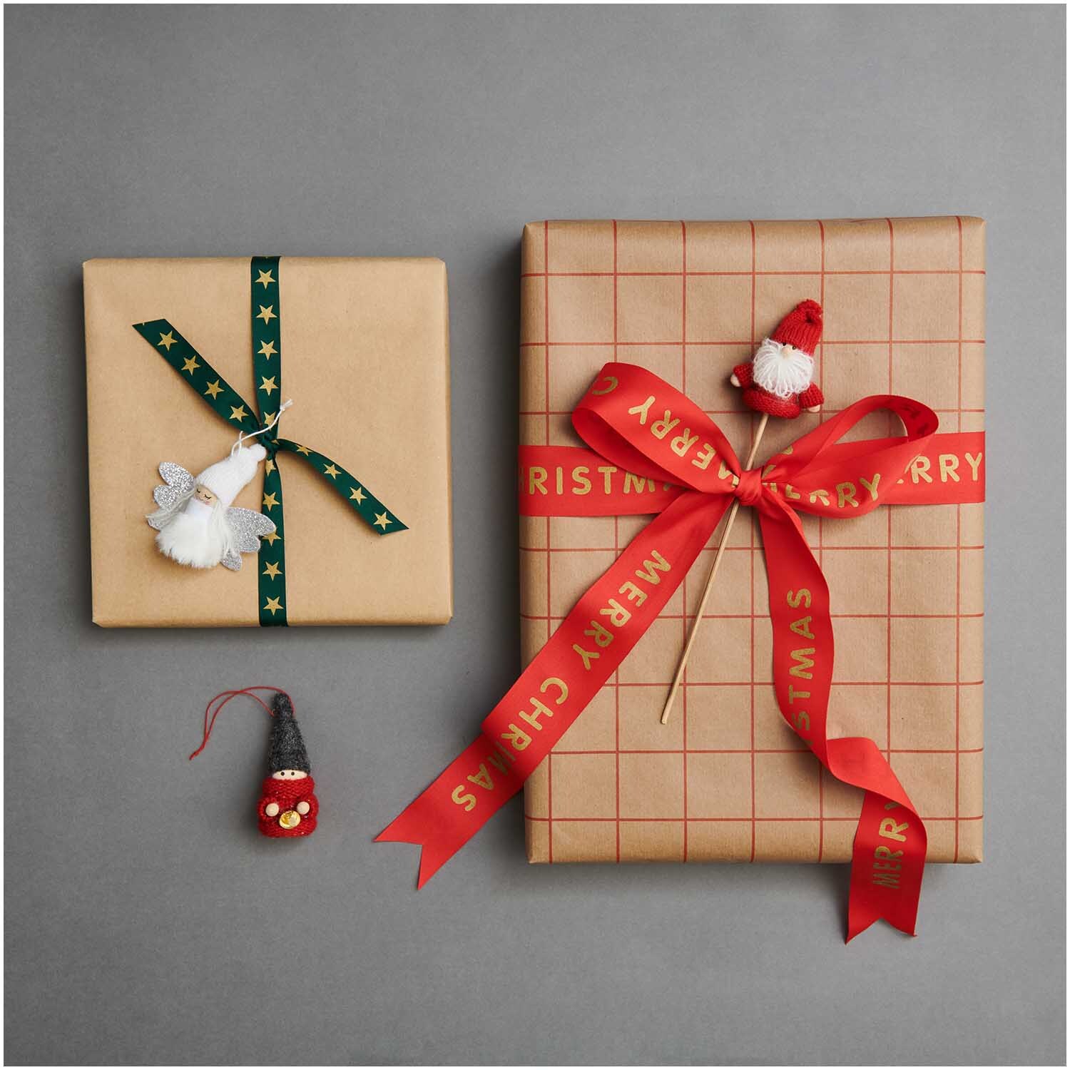 Deko-Stecker Wichtel Santa 5x3,5x24,5cm von Rico Design