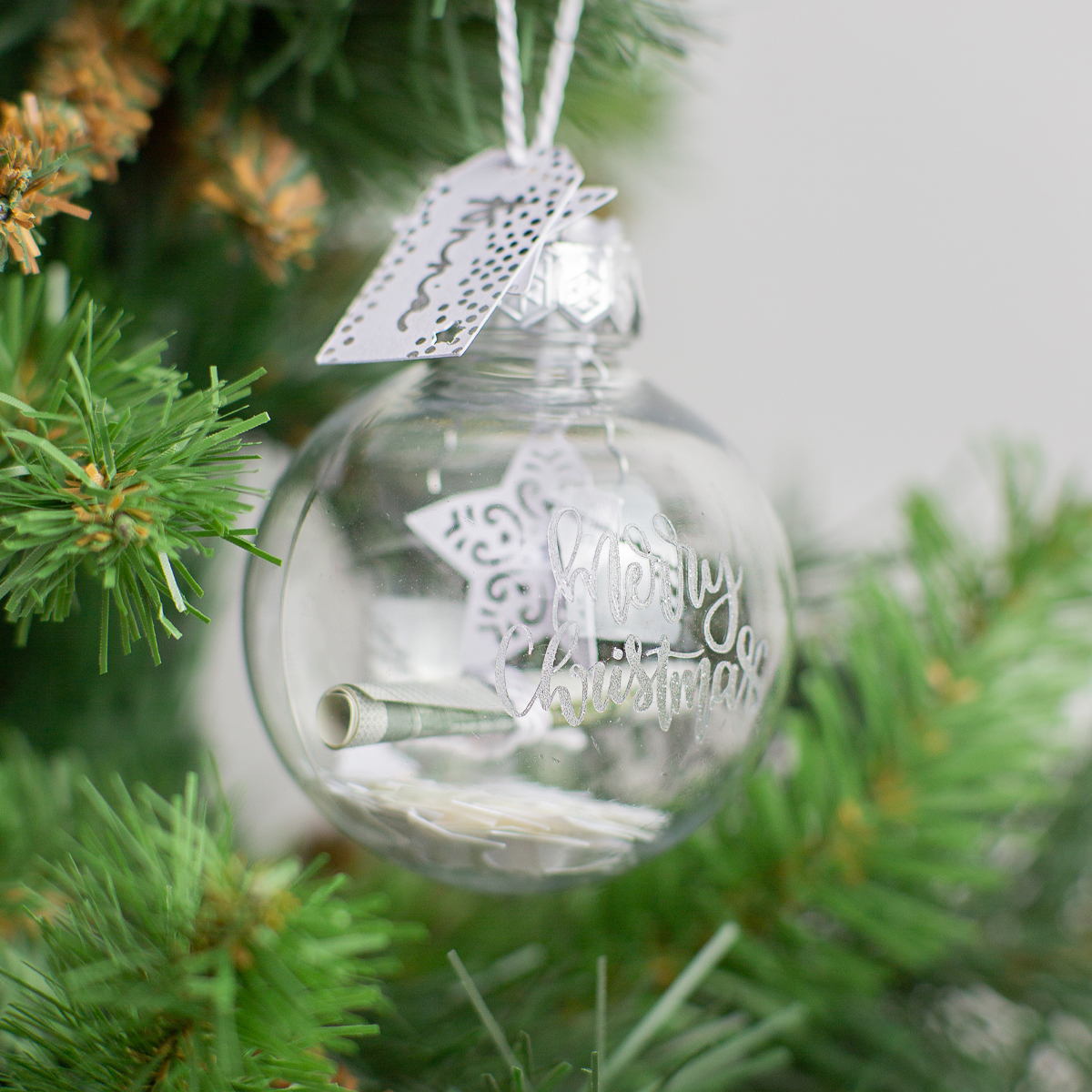 Weihnachtskugel Merry Christmas silber