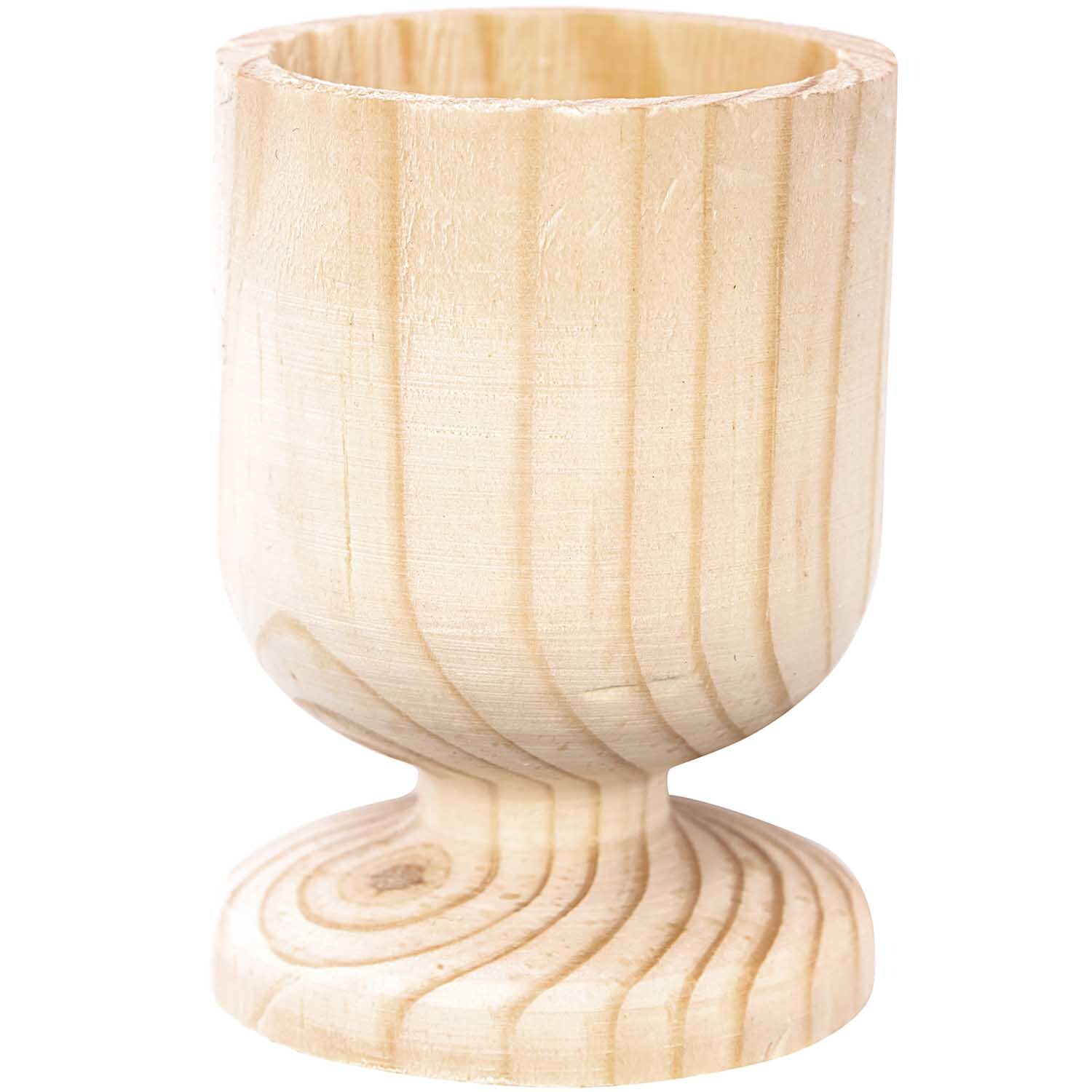 Eierbecher mit Steg 4,7x6,5cm aus Holz, ideal für den Frühstückstisch, von Rico Design.