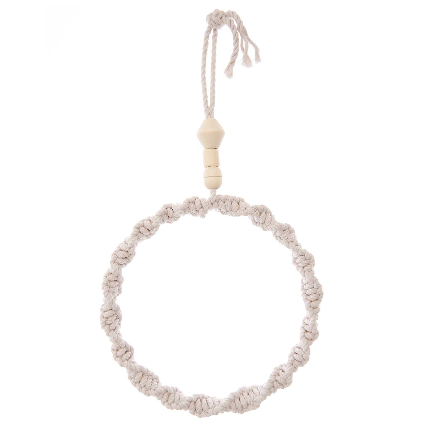Makramee Set umknoteter Ring aus Rico Macrame: Weißer Ring mit Holzperle, ideal für DIY-Projekte und Dekorationen.
