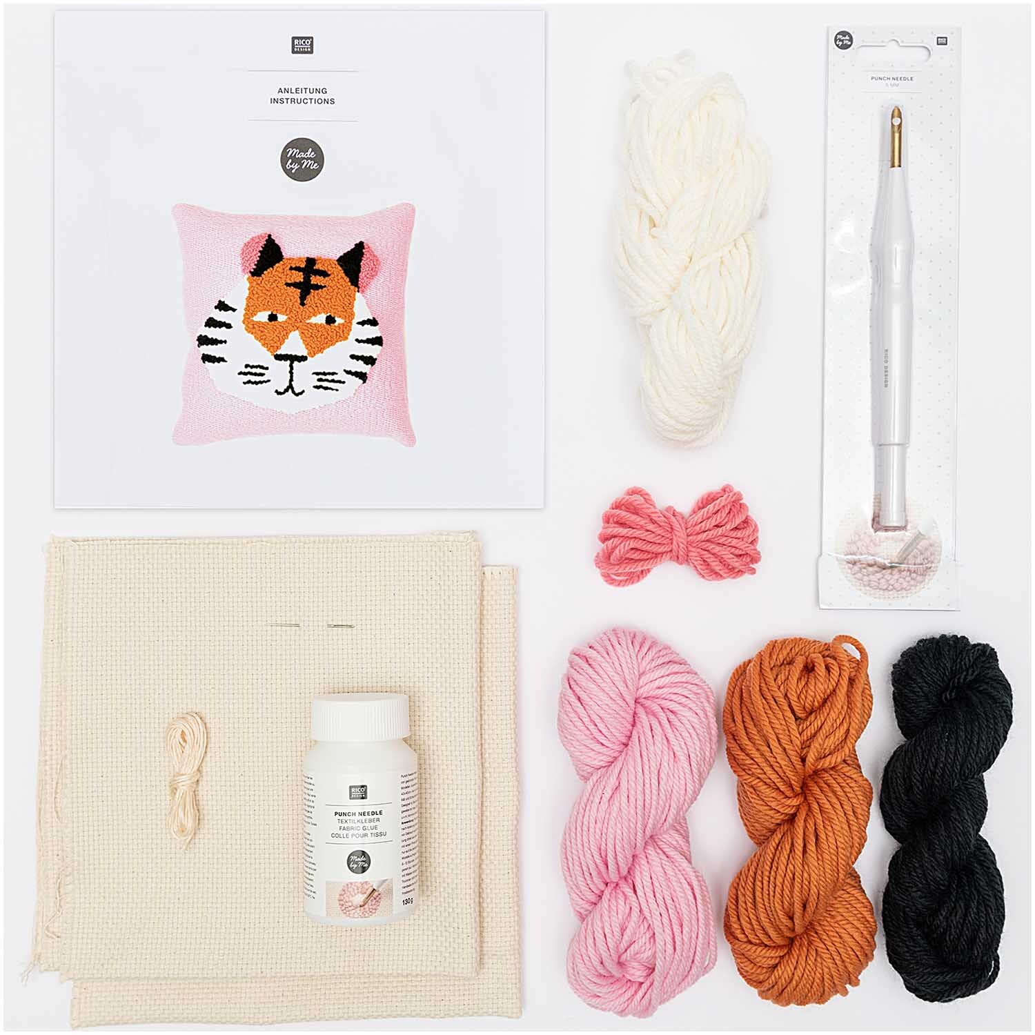 Punch Needle Packung Kissen Tiger mit Garnen, Nadel und Anleitung von Rico Design für kreatives Handarbeiten.