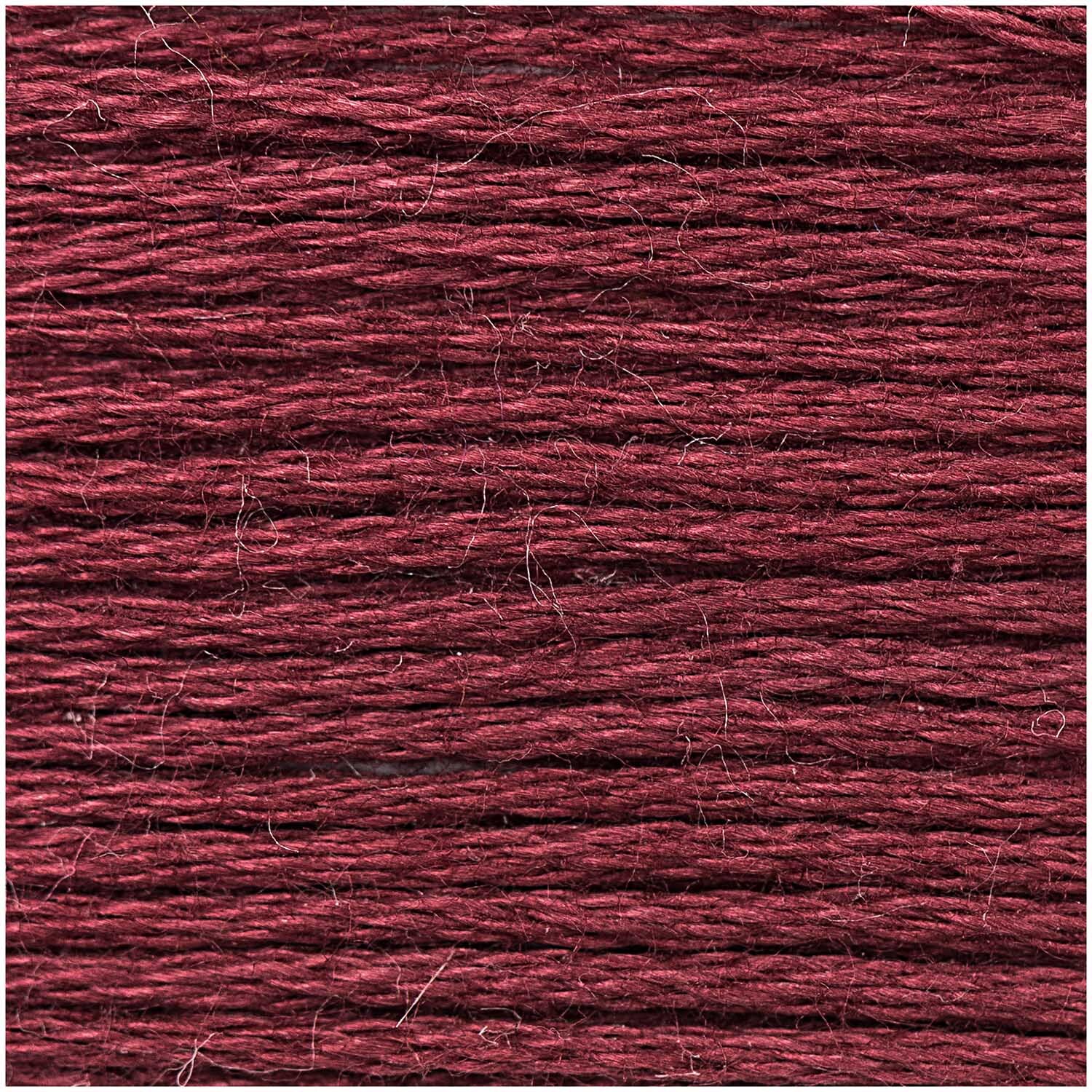 Sticktwist 8m von Rico Design in tiefem Rot, ideal für Stickprojekte und Handarbeiten.