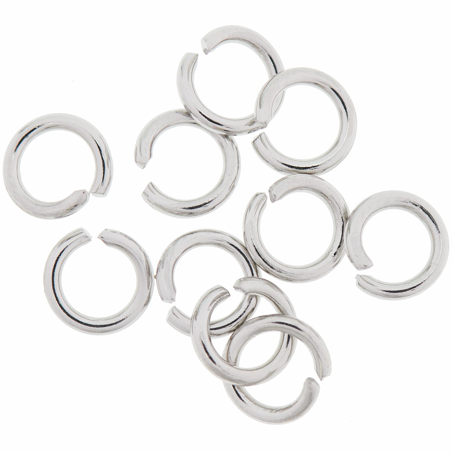Öse Edelstahl 7mm 10 Stück von Rico Design in Silber, dargestellt in einer kreisförmigen Anordnung.