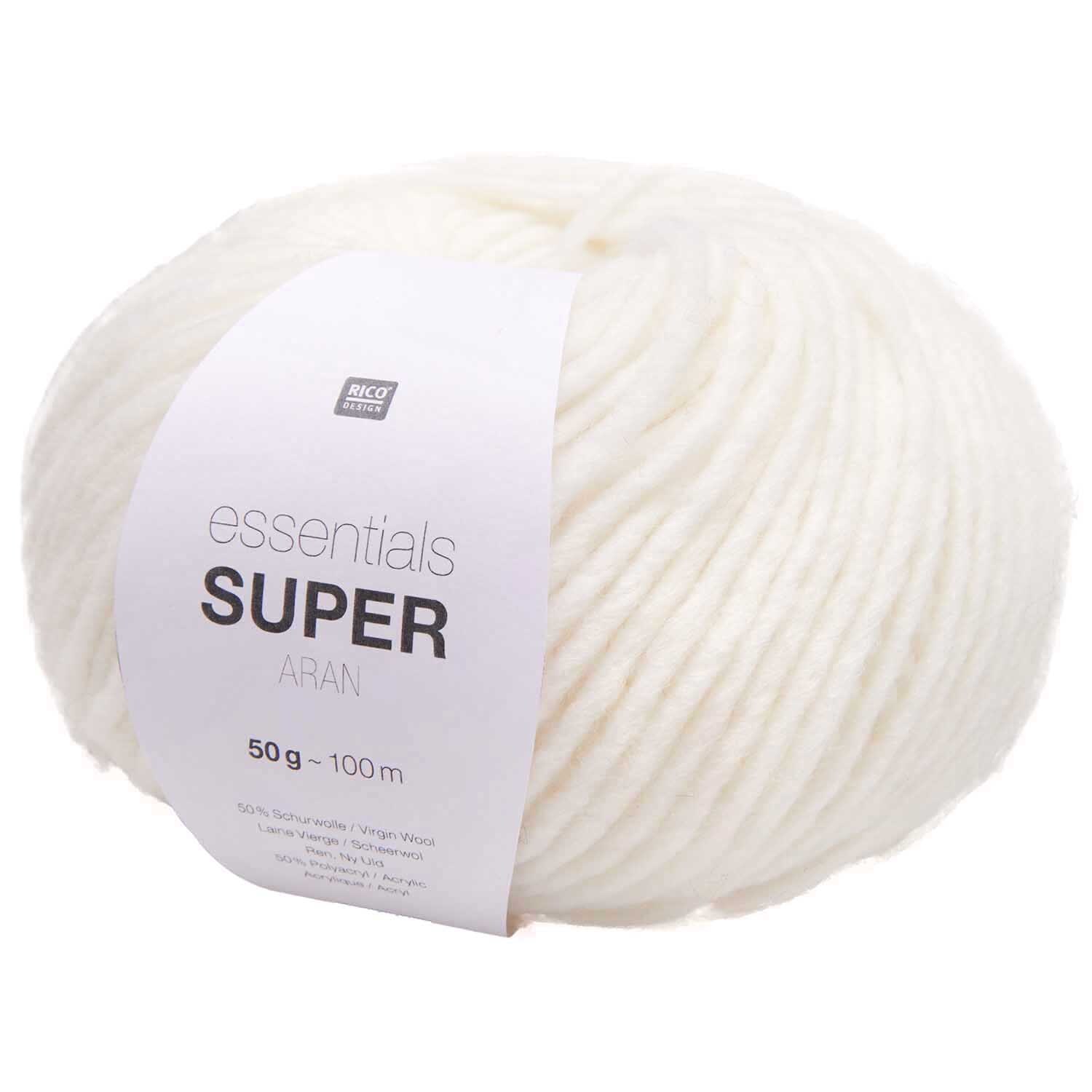 Essentials Super aran: Weiches cremefarbenes Garn von Rico Design, 50g Knäuel mit 100m Länge.