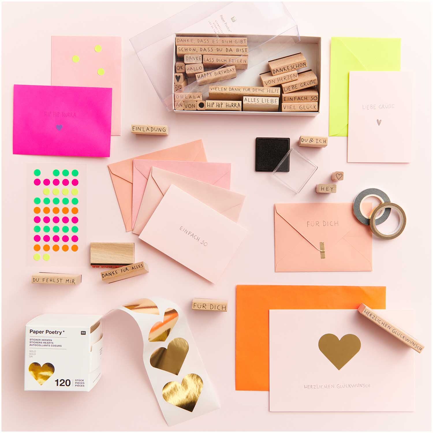 Paper Poetry Kartenset Neon Mix C7/A7: Bunte Karten und Umschläge von Rico Design, 24-teilig, mit Stempeln und Stickern.