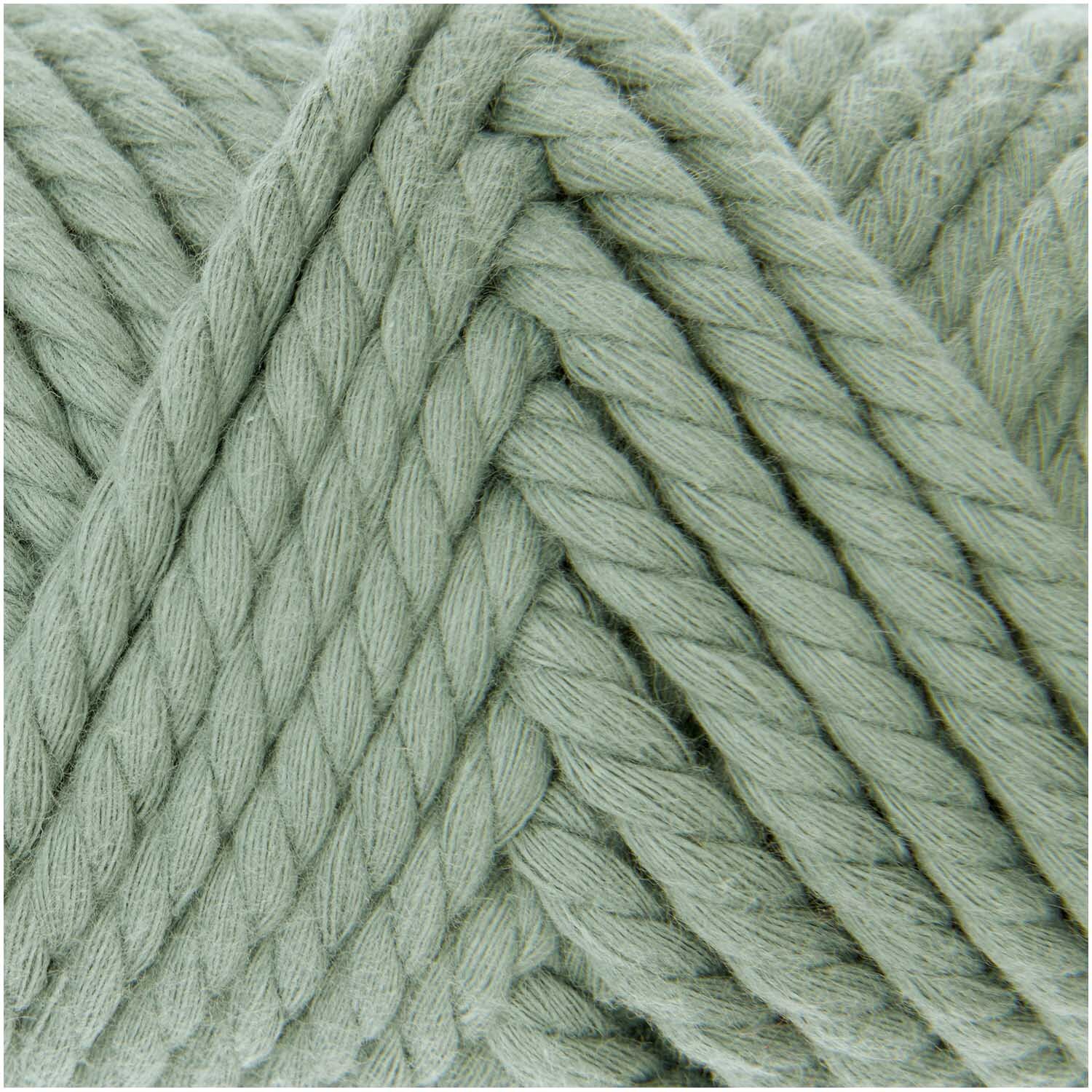 Creative Cotton Cord Makramee-Garn von Rico Design in Aqua, 130g 25m, zeigt dicke, weiche Stränge. Ideal für Makramee-Projekte.