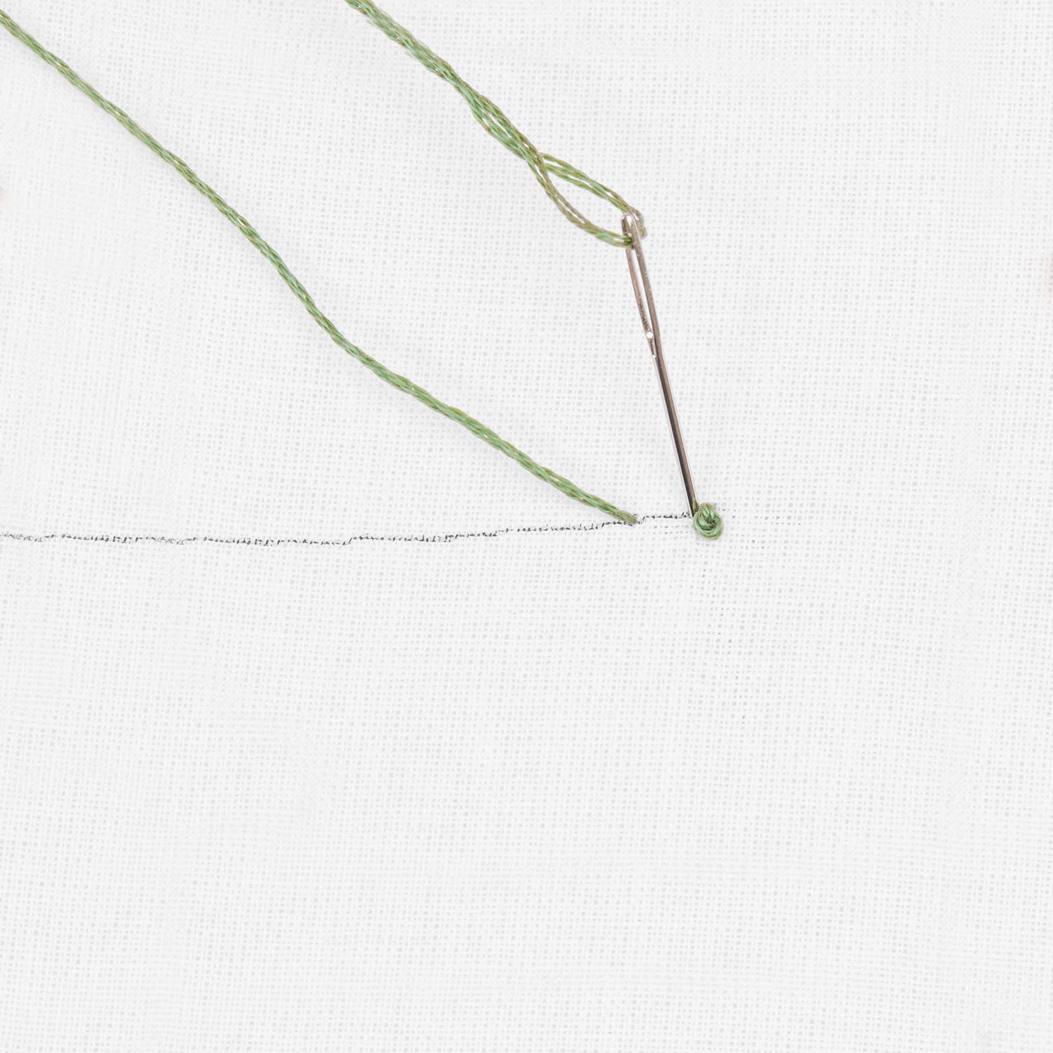 Schritt 2 in der Stickanleitung für einen Korallenstich