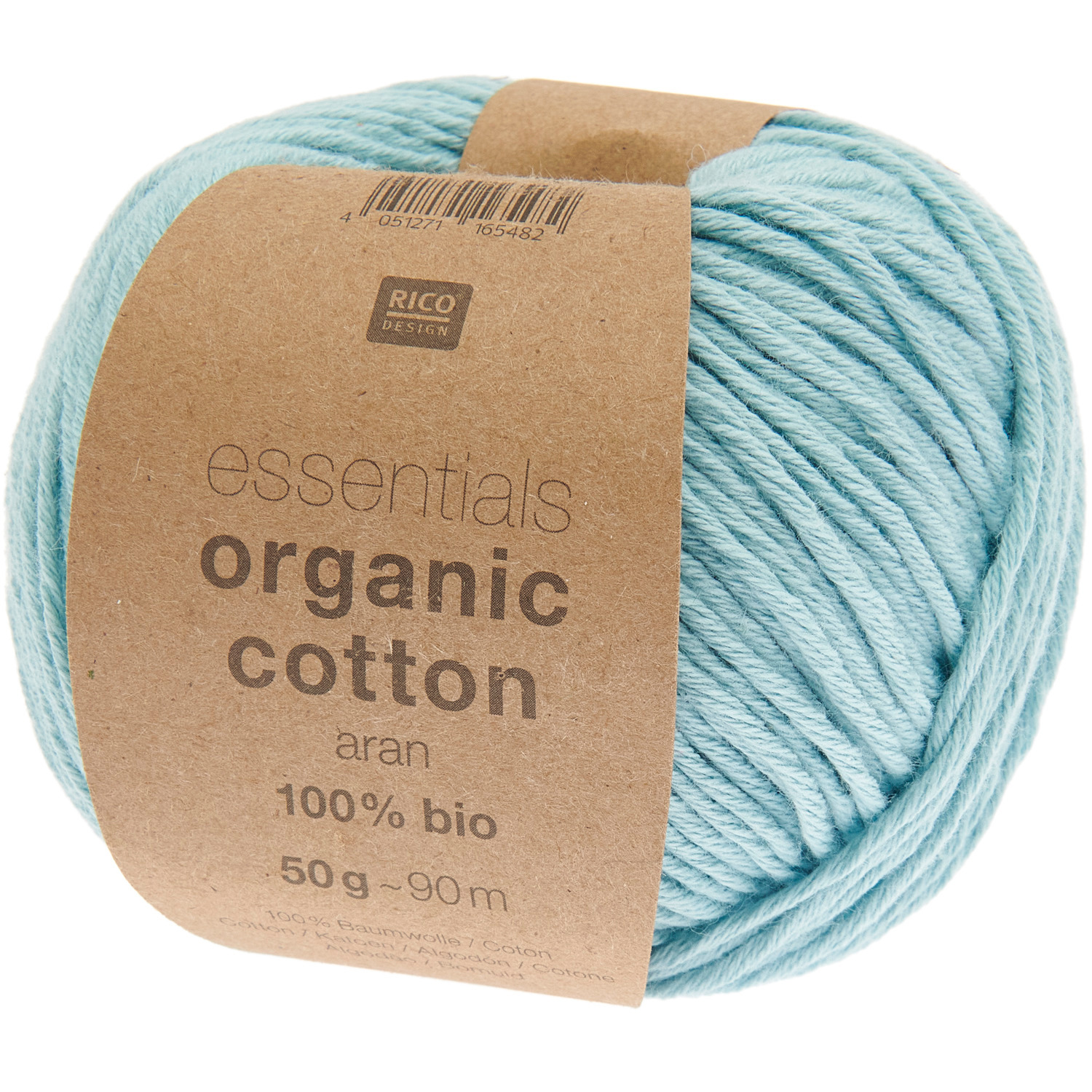 Essentials Organic Cotton aran in Aquamarin, 50g 90m, von Rico Design, auf einem Tisch liegend.