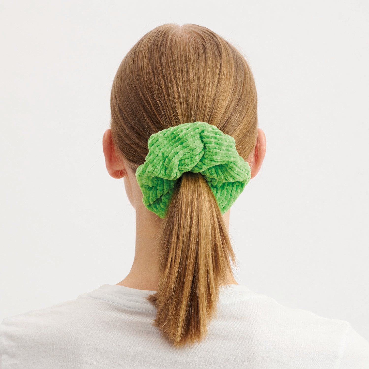 Strickset Scrunchie Modell 04 aus Made by Me Nr. 18 von Rico Design